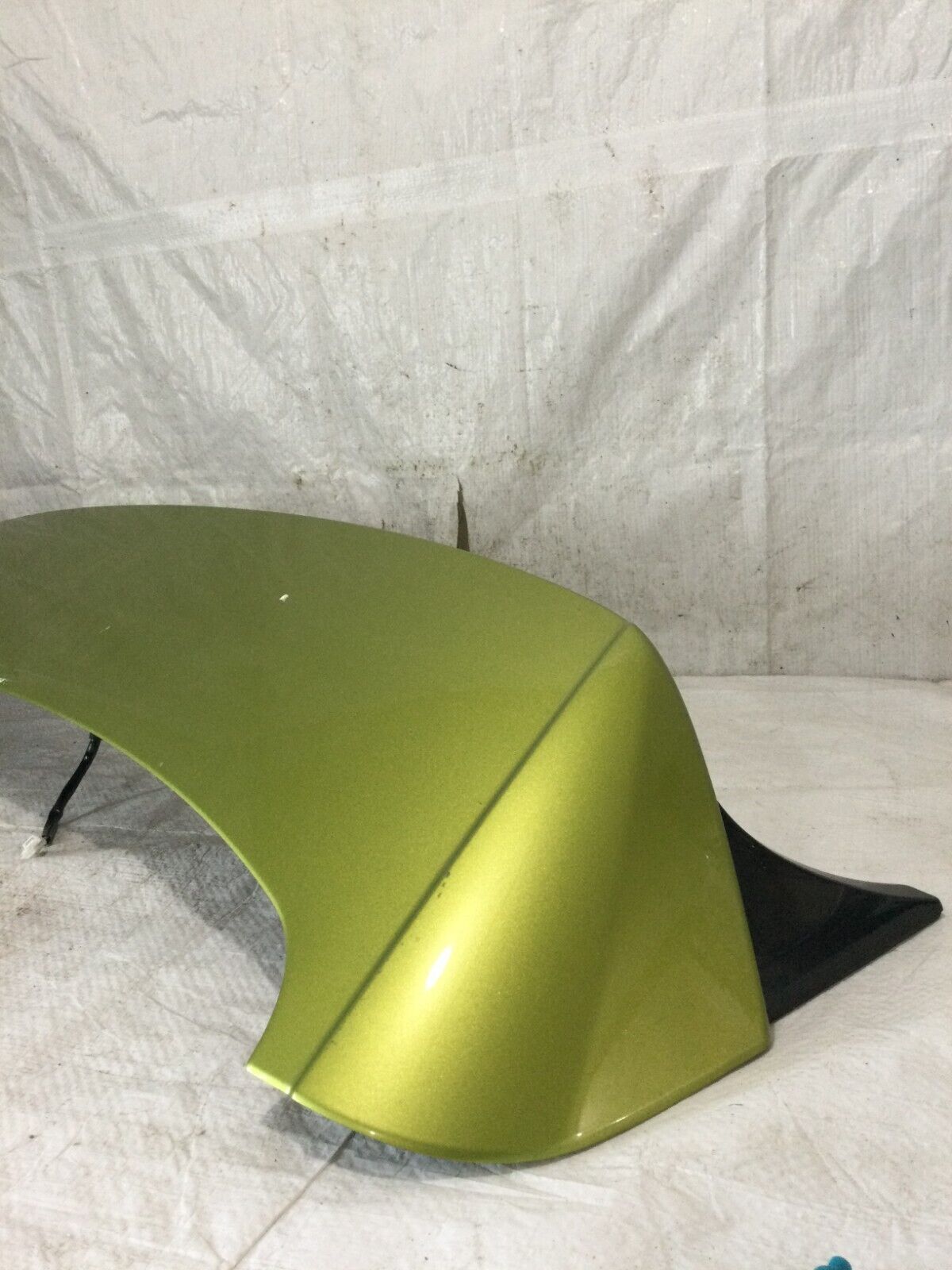 2017-2019 Nissan Rogue Sport Green Rear Spoiler OEM.