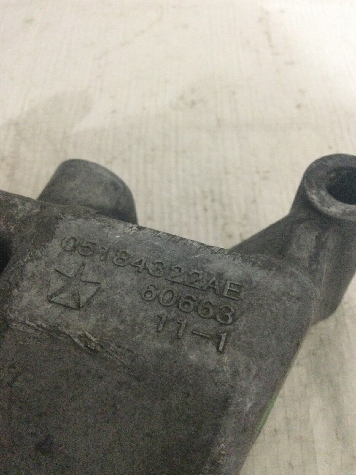 Motor Mount Bracket Fits 2012-2017 Dodge Journey 05184322AE OEM