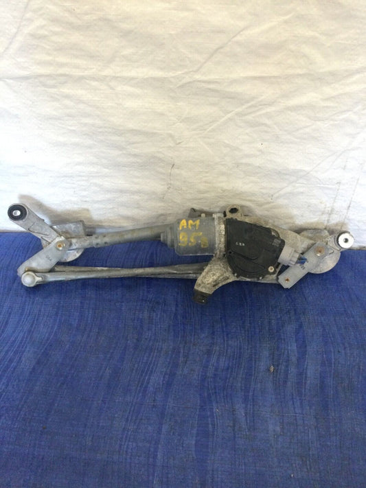 2009 Toyota Matrix Windshield Wiper Motor With Linkage Used OEM 85110-02250