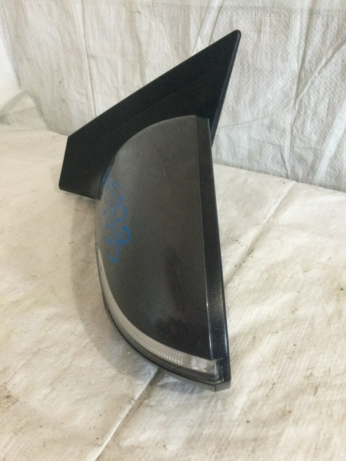 2017 Hyundai Elantra Left Side Door Mirror OEM 044782