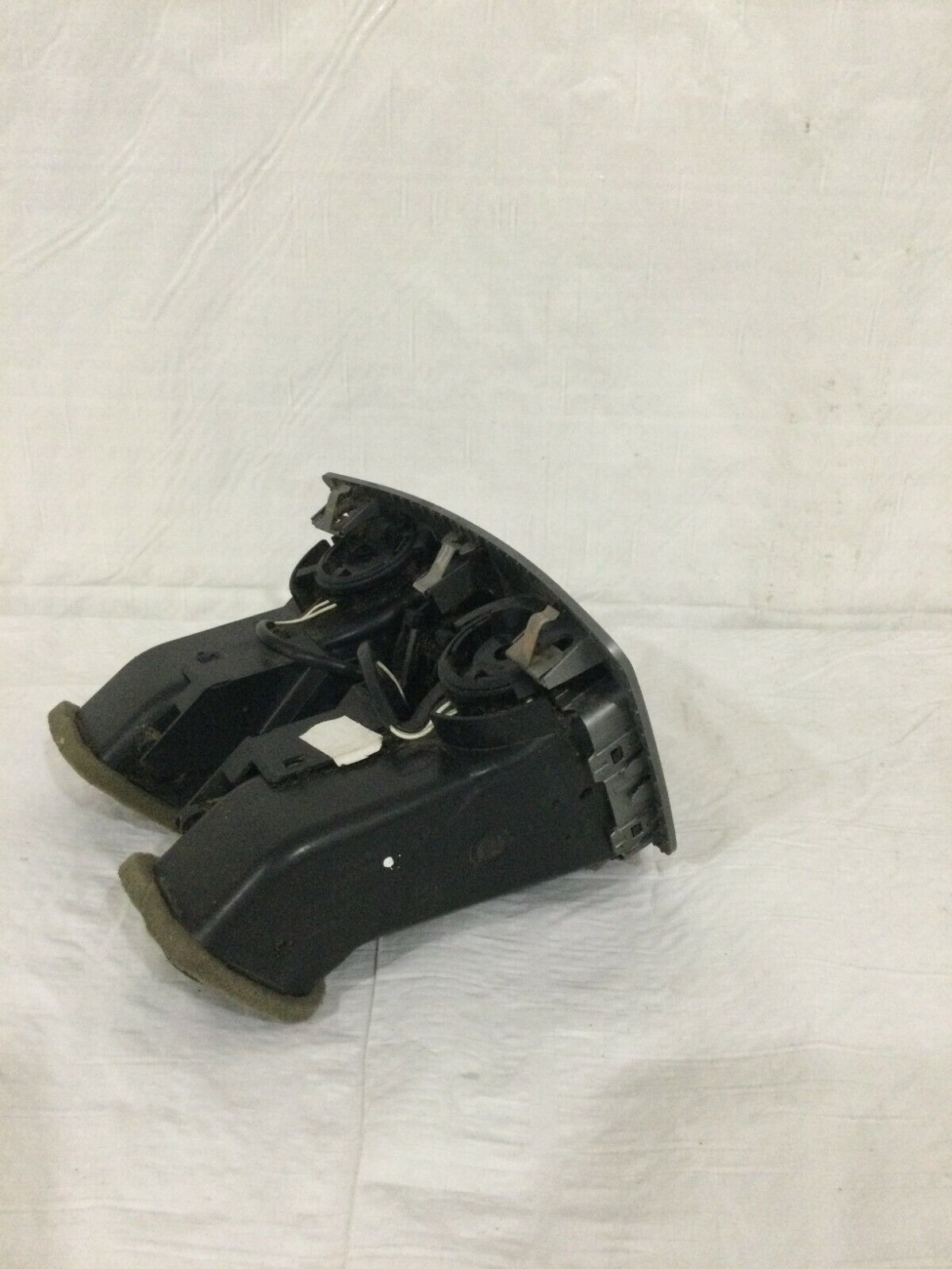 2006 BMW E65 750LI Center Console Rear Air Vent OEM 