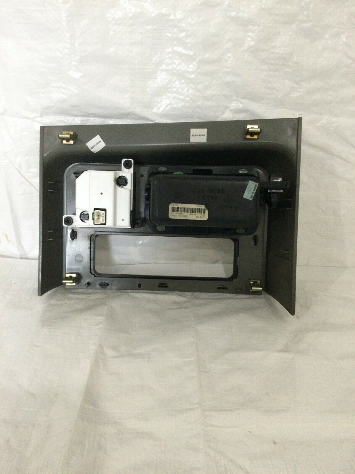 2003-2006 Cadillac Escalade EXT Denali Center Console Trim Clock Bezel 15087592