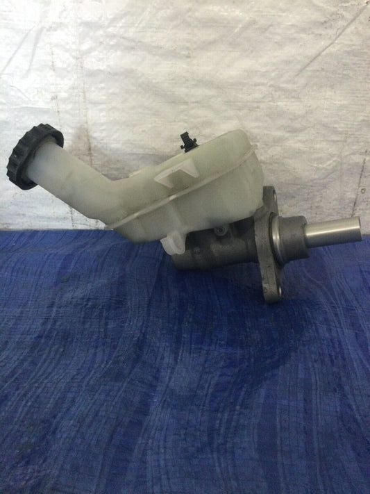 2016 Mitsubishi Lancer A/T Master Brake Cylinder W/ Reservoir OEM 2.4L