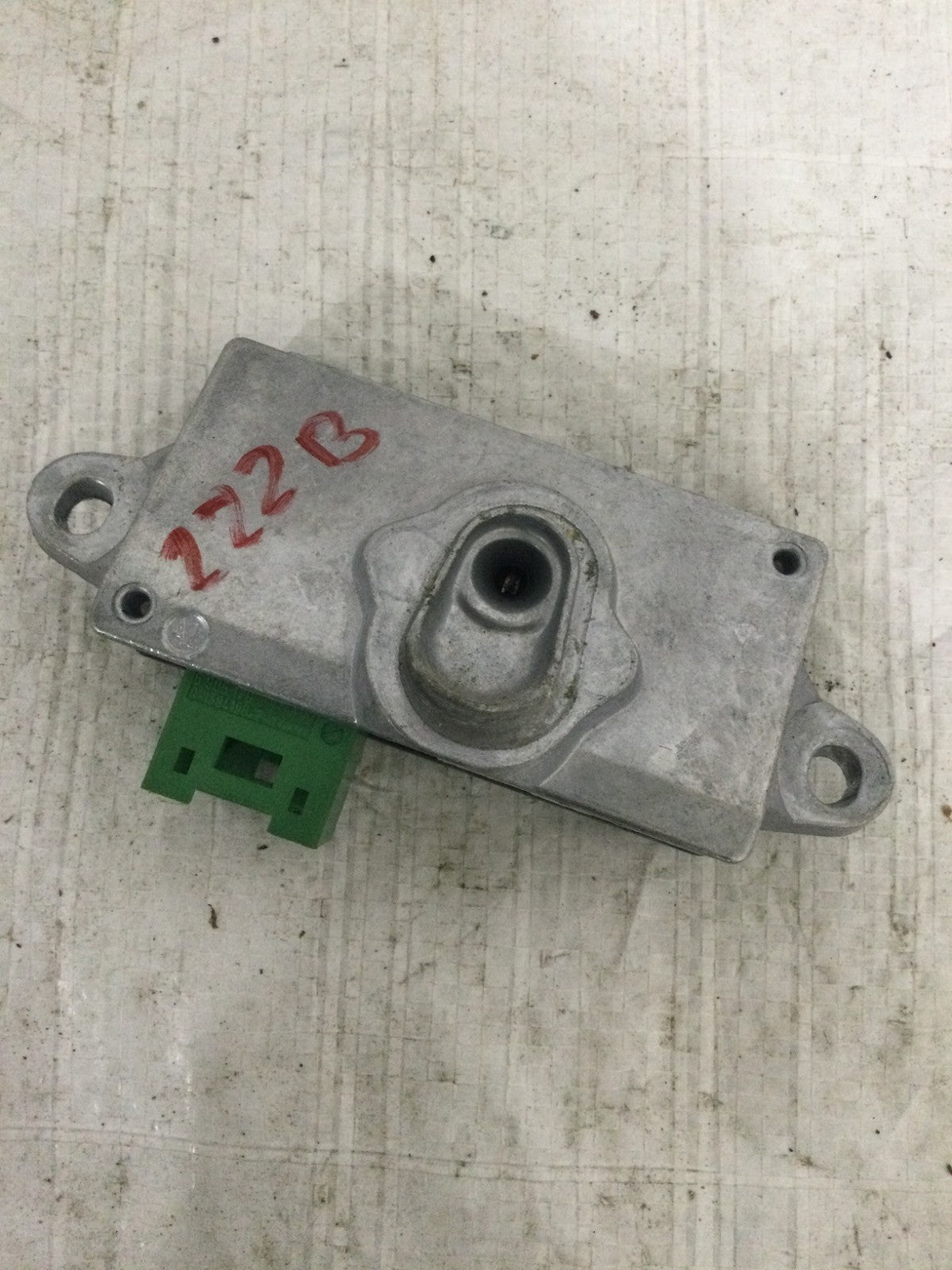 2004 BMW 745I Front Left Drivers Door SRS Sensor OEM 65.77-6937419