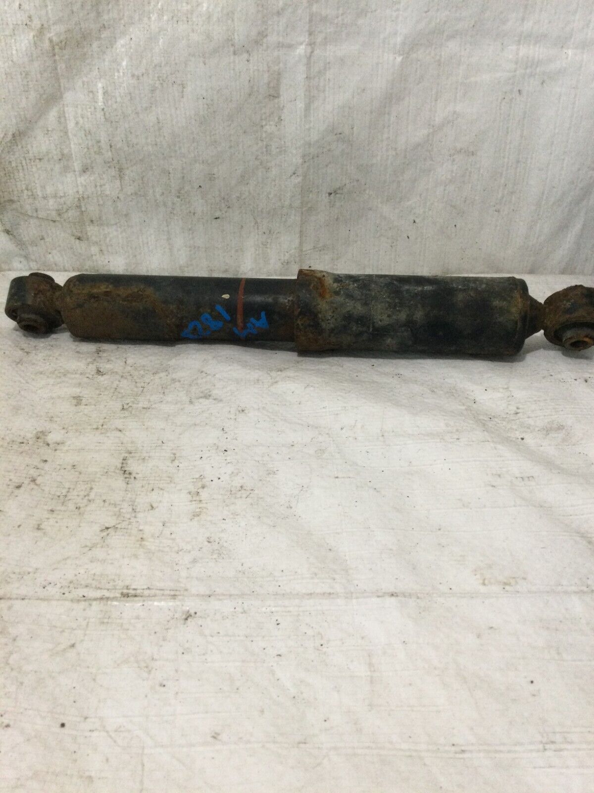 2016-2018 Toyota Rav4 Rear Right Passenger Side Shock Absorber OEM