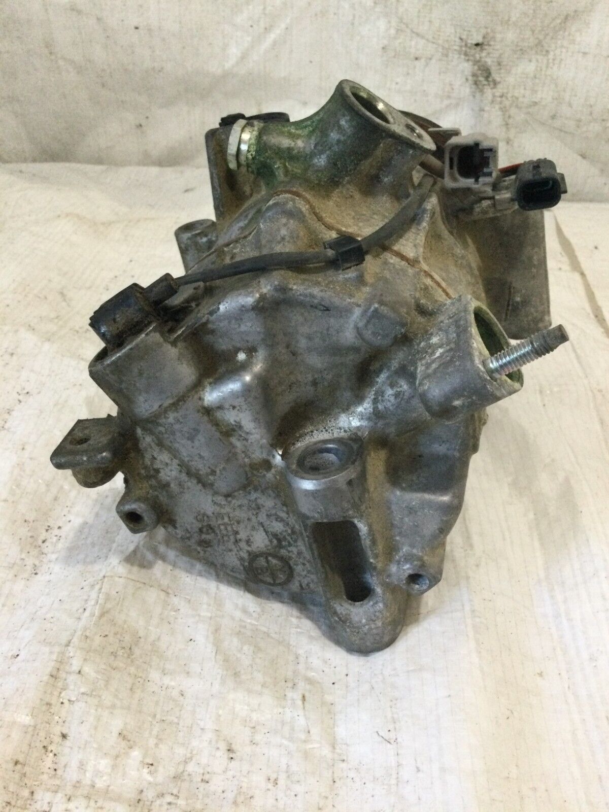 2017 Infiniti Q50  Air  Compressor Assembly  OEM