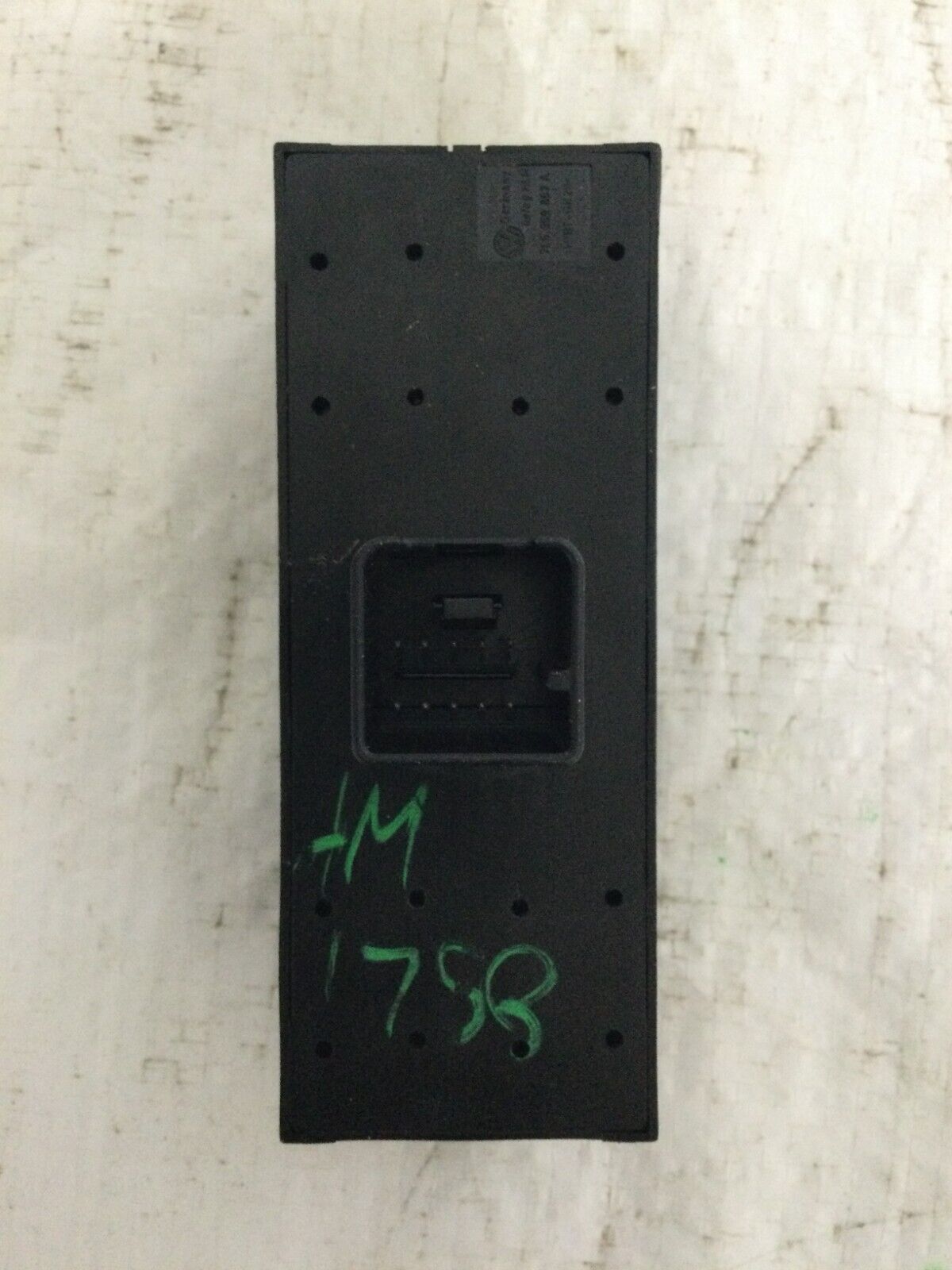 2004-2010 Volkswagen Touareg Front Left Master Power Window Switch 7L6959857A OE