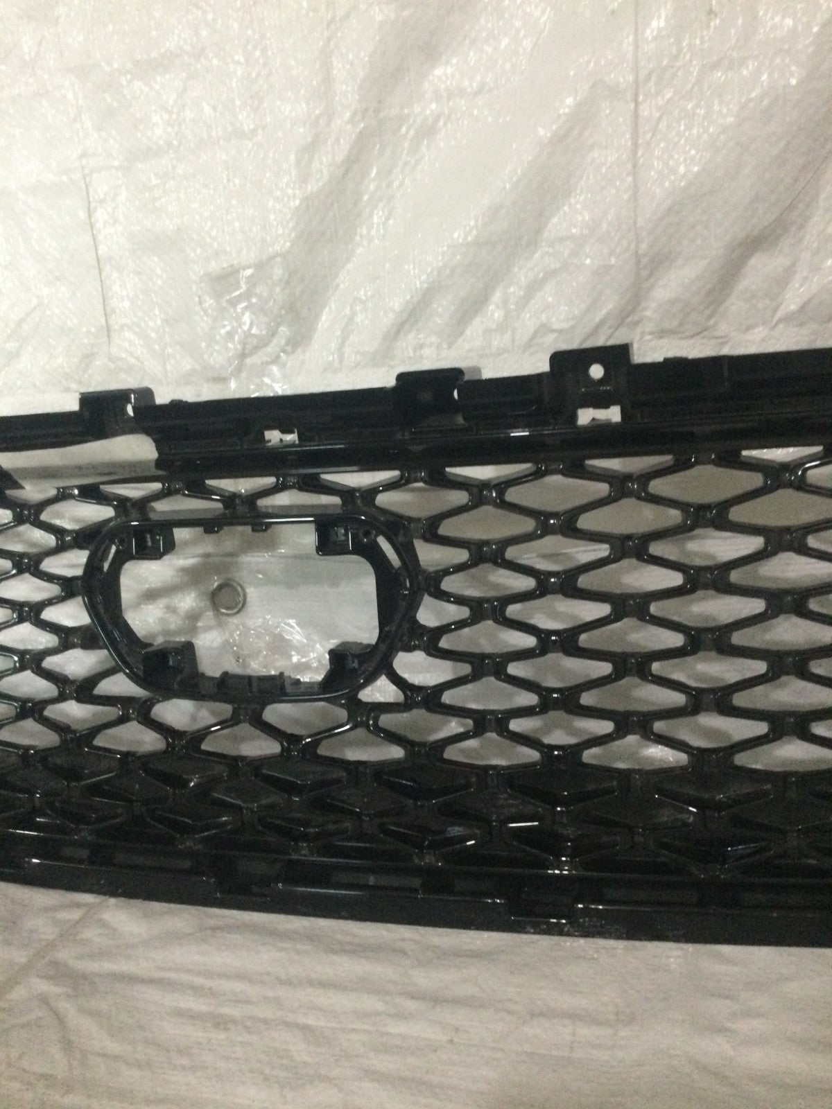 2021-2022 Chrysler Pacifica  Front Bumper Lower Grille OEM 6WF63TRMAB