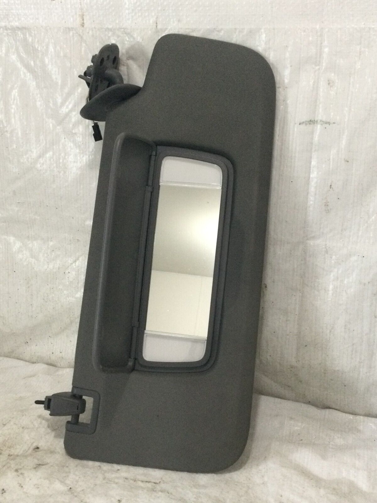 2021 GMC Sierra 3500 Illuminated Right Passenger Sun Visor OEM