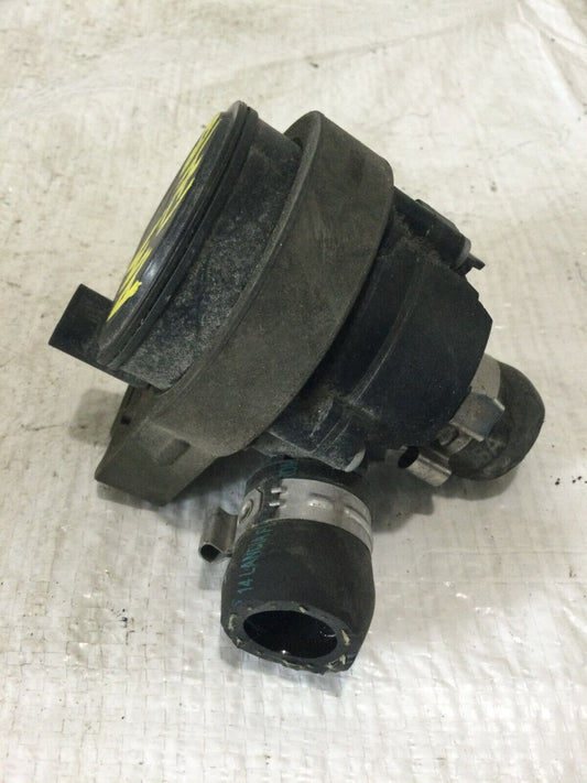 2015 Fiat 500 Spider Auxiliary Coolant Pump 0392023226 OEM