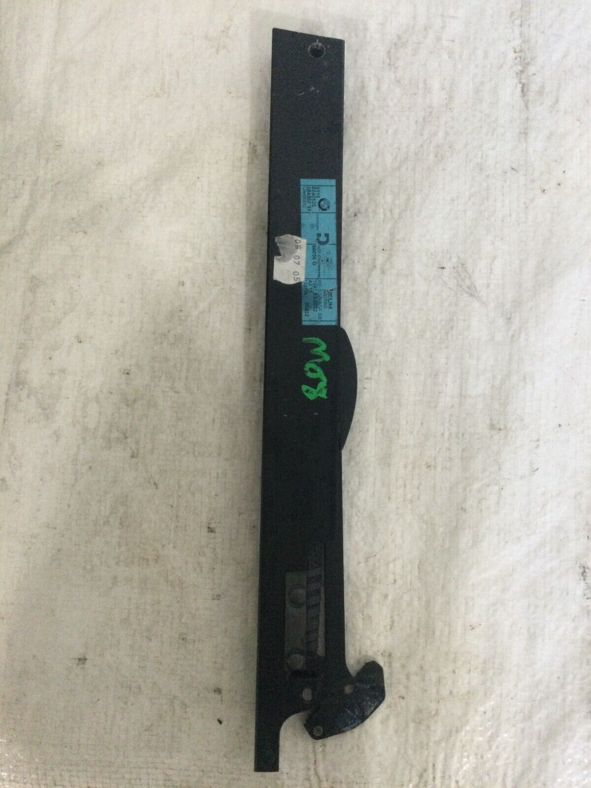 2006 BMW 750Li Rear Right Triangle Window Sun Shade OEM 8240520