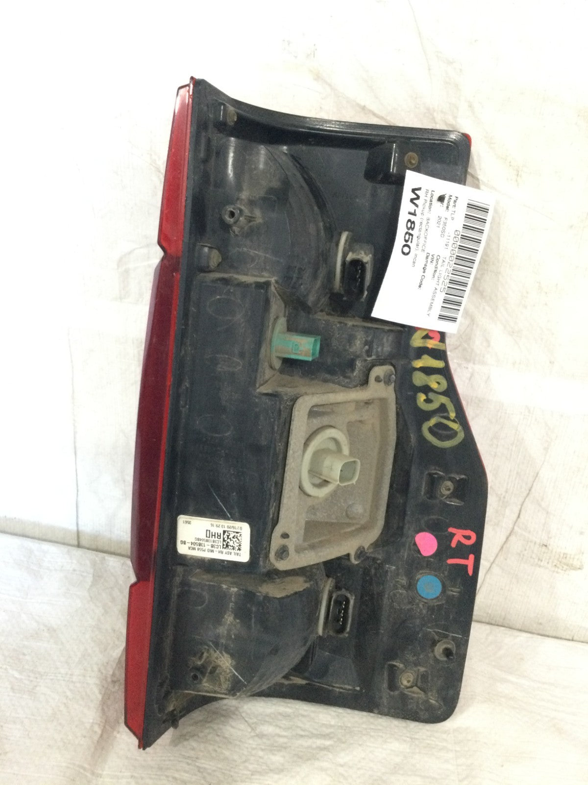 2021 Ford F350 Super Duty Right Passenger Tail Light OEM LC3B-13B504-BG