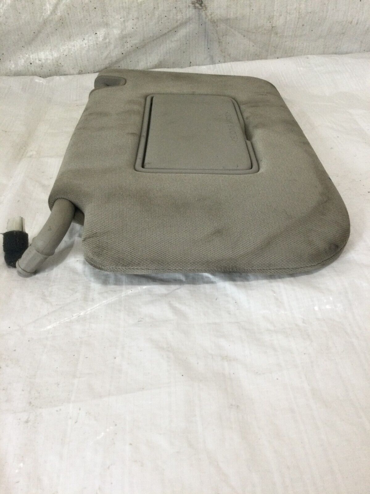 2017-2020 Nissan Rogue Illuminated Sun Visor LH Left Driver Side OEM LH