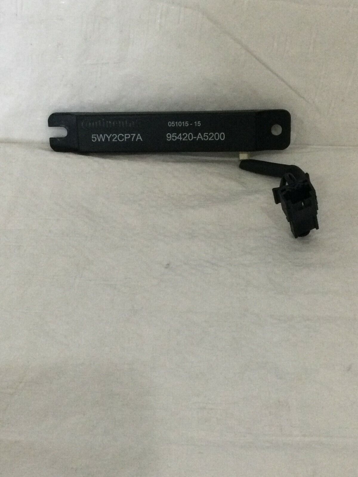 2016-2017 Hyundai Elantra GT Keyless Entry Smart Key Antenna 95420-A5200 OEM