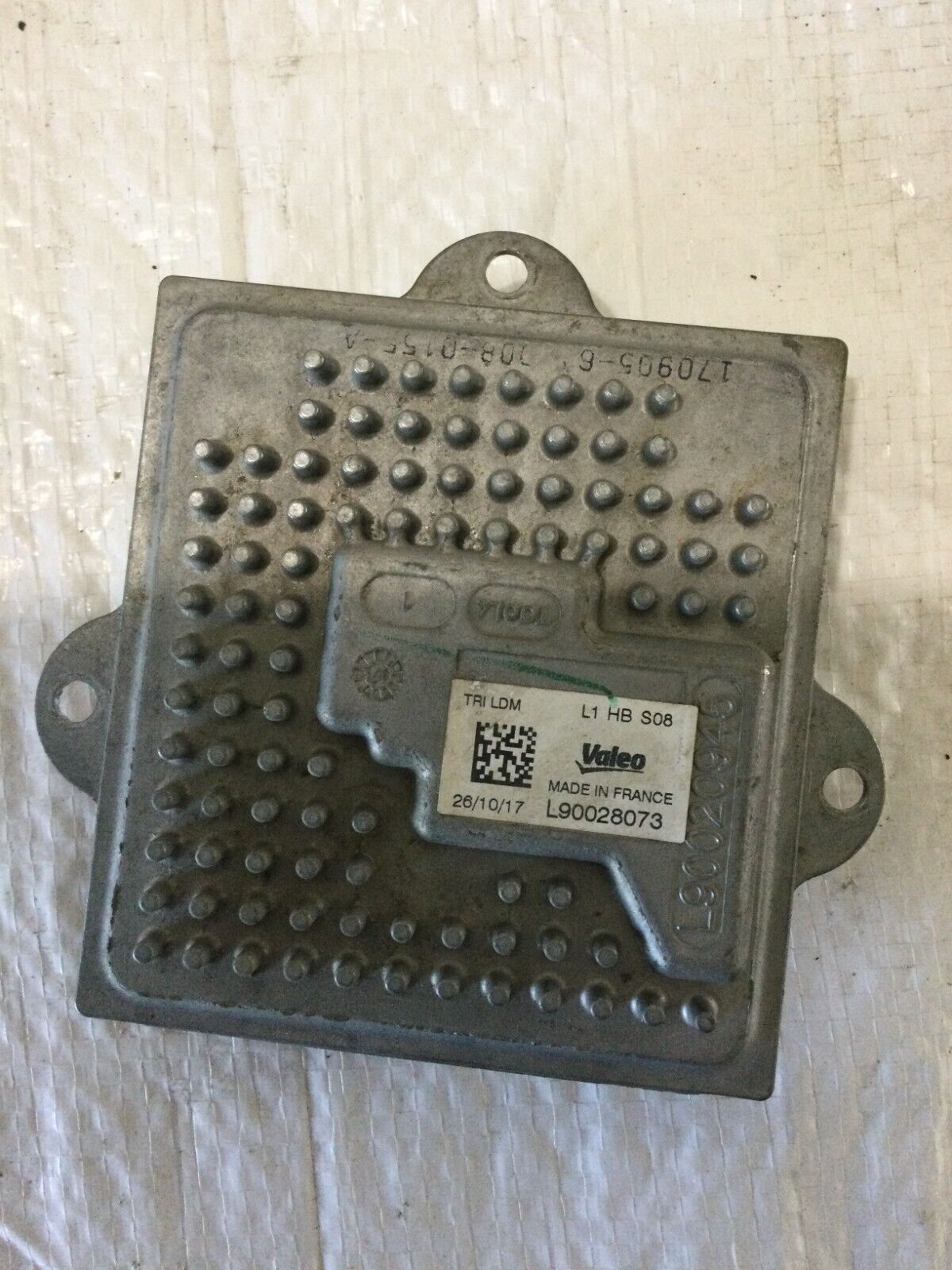 2017 GMC Sierra 3500 Left Headlamp Ballast Module OEM L90020949
