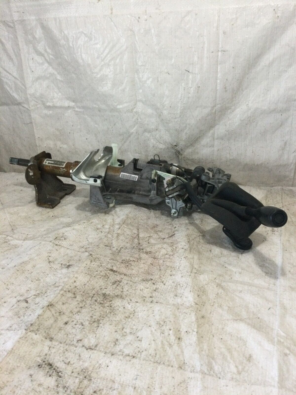 2004-2005 Dodge Ram 2500 Steering Column Assembly 05057397AE OEM