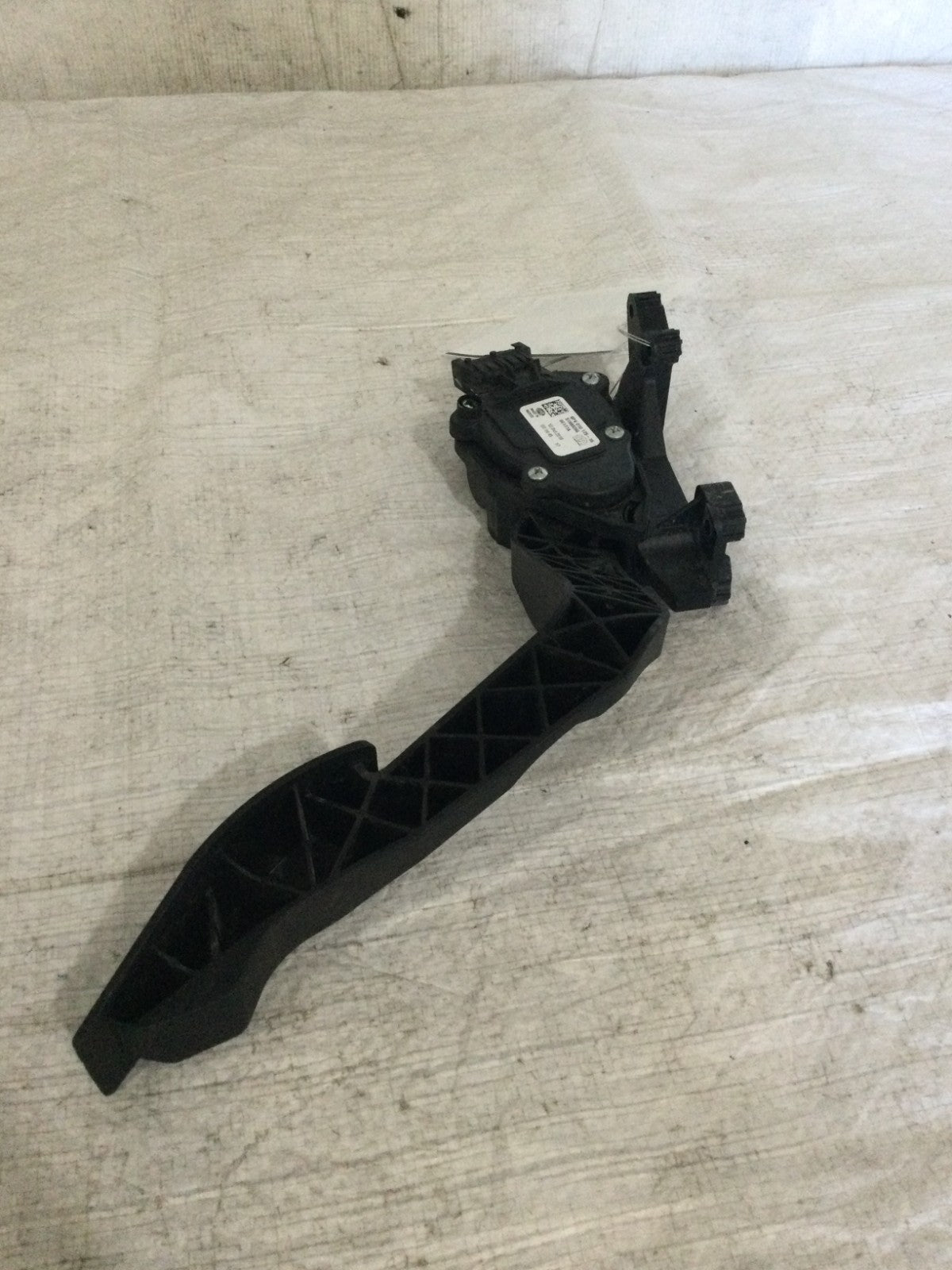 2019 Jeep Compass Accelerator Pedal OEM 51980266