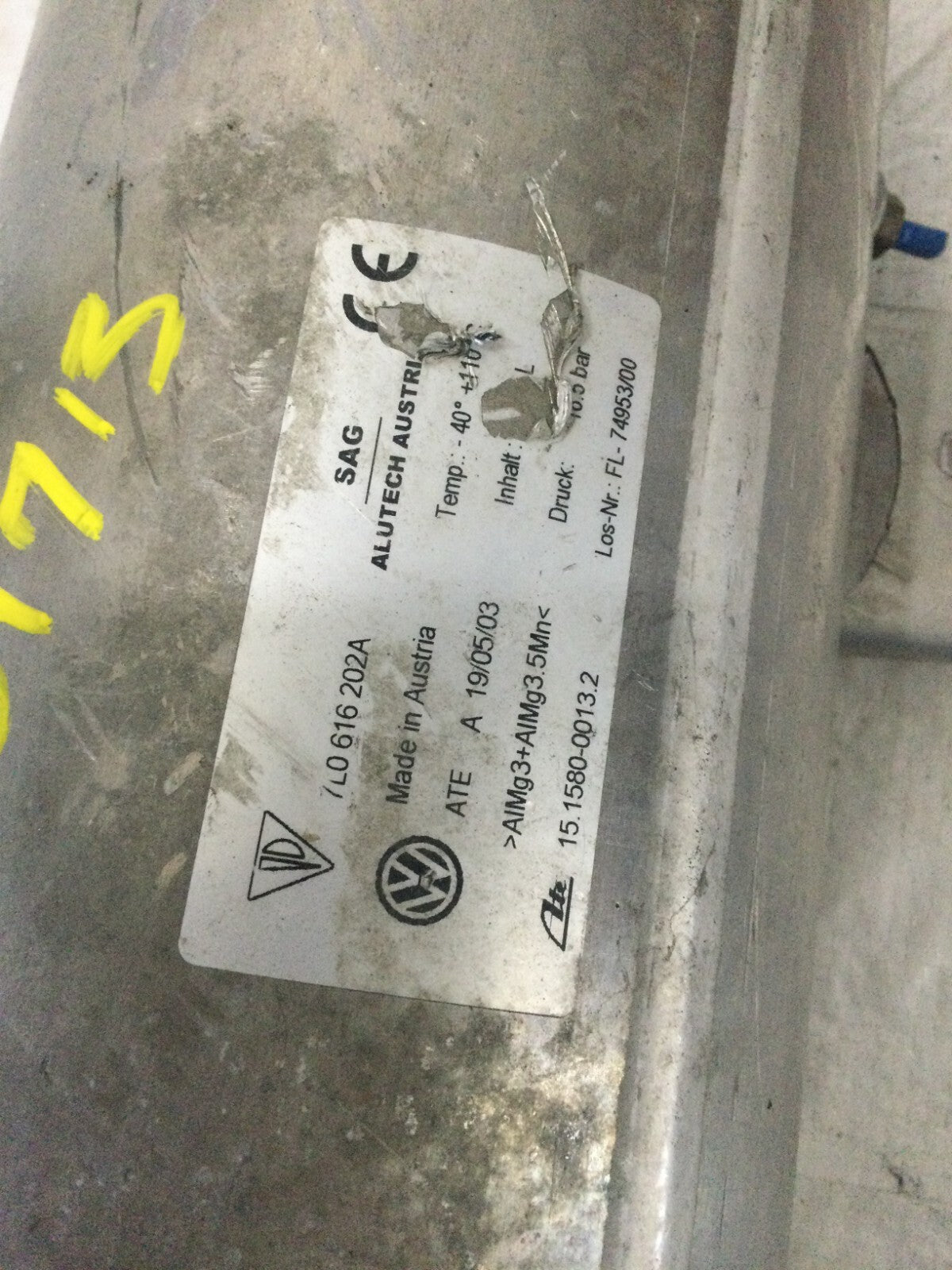 2007 Volkswagen Touareg Air Suspension Pressure Tank Accumulator 7L0616202A OEM