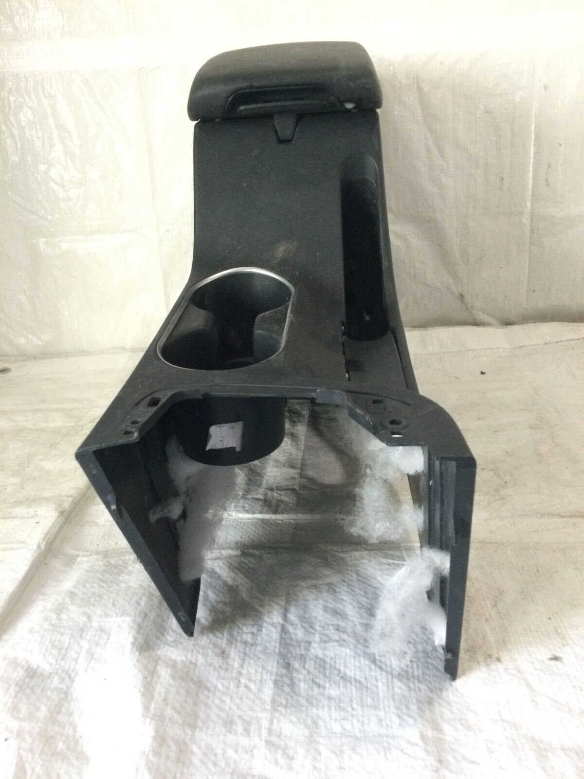 2017 Hyundai Elantra Front Center Console LID W/ Armrest OEM