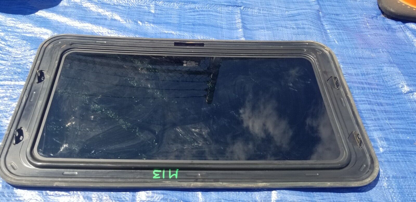 2006 Cadillac Escalade Sunroof Glass OEM