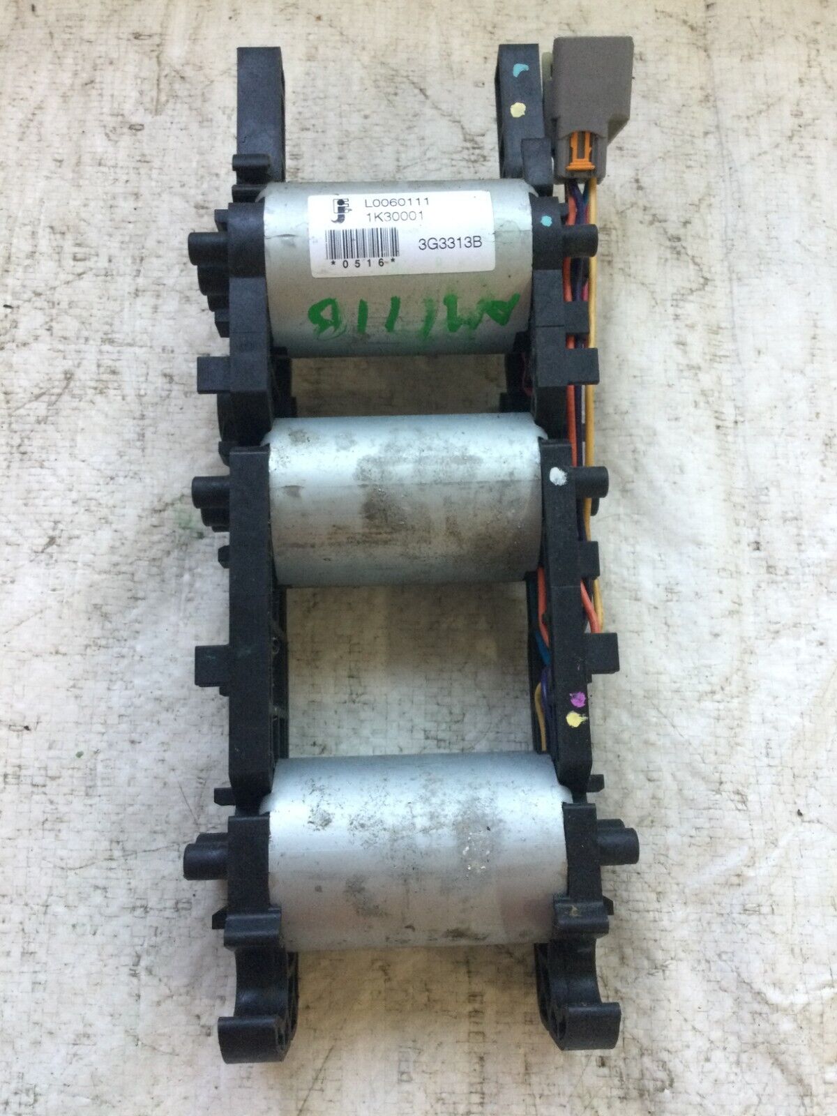2007-2009 GMC Yukon Front Left  6 or 8 Way Power Seat Motor OEM L0060111