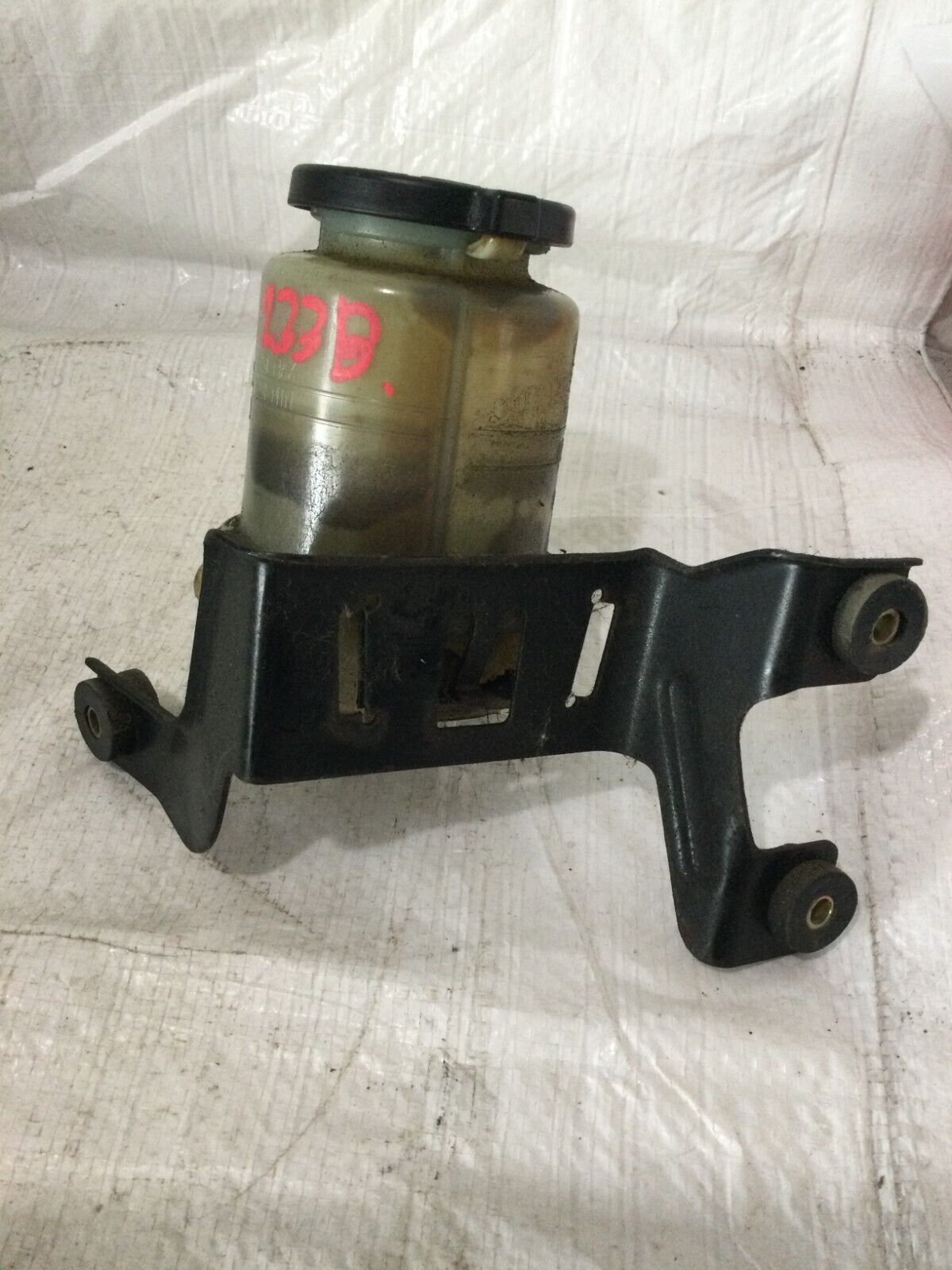 2001-2003 Toyota Highlander Power Steering Fluid Reservoir OEM