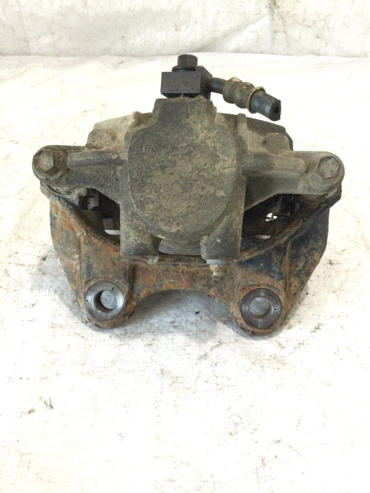 2007 Cadillac Escalade Passenger Right Rear Brake Caliper OEM