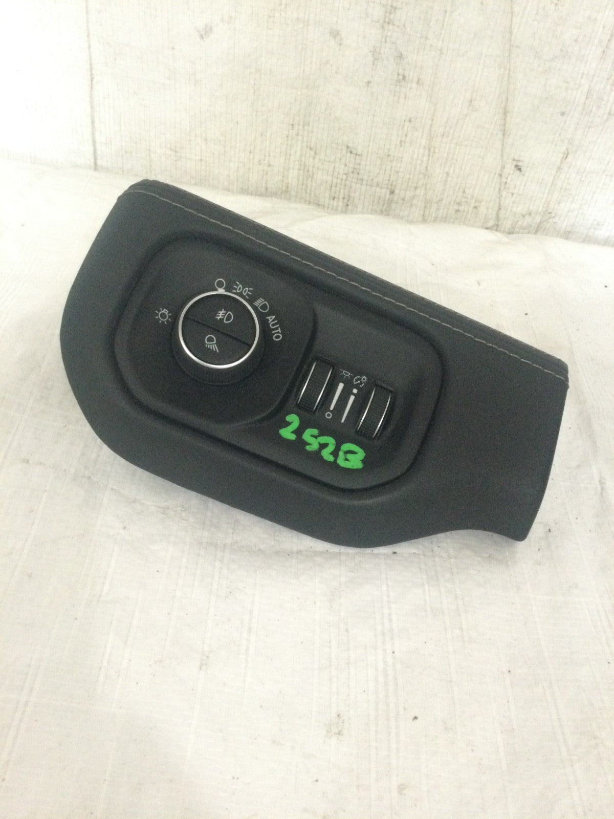 2019 Dodge Ram 1500 5.7L Headlight Switch OEM 68156061AC