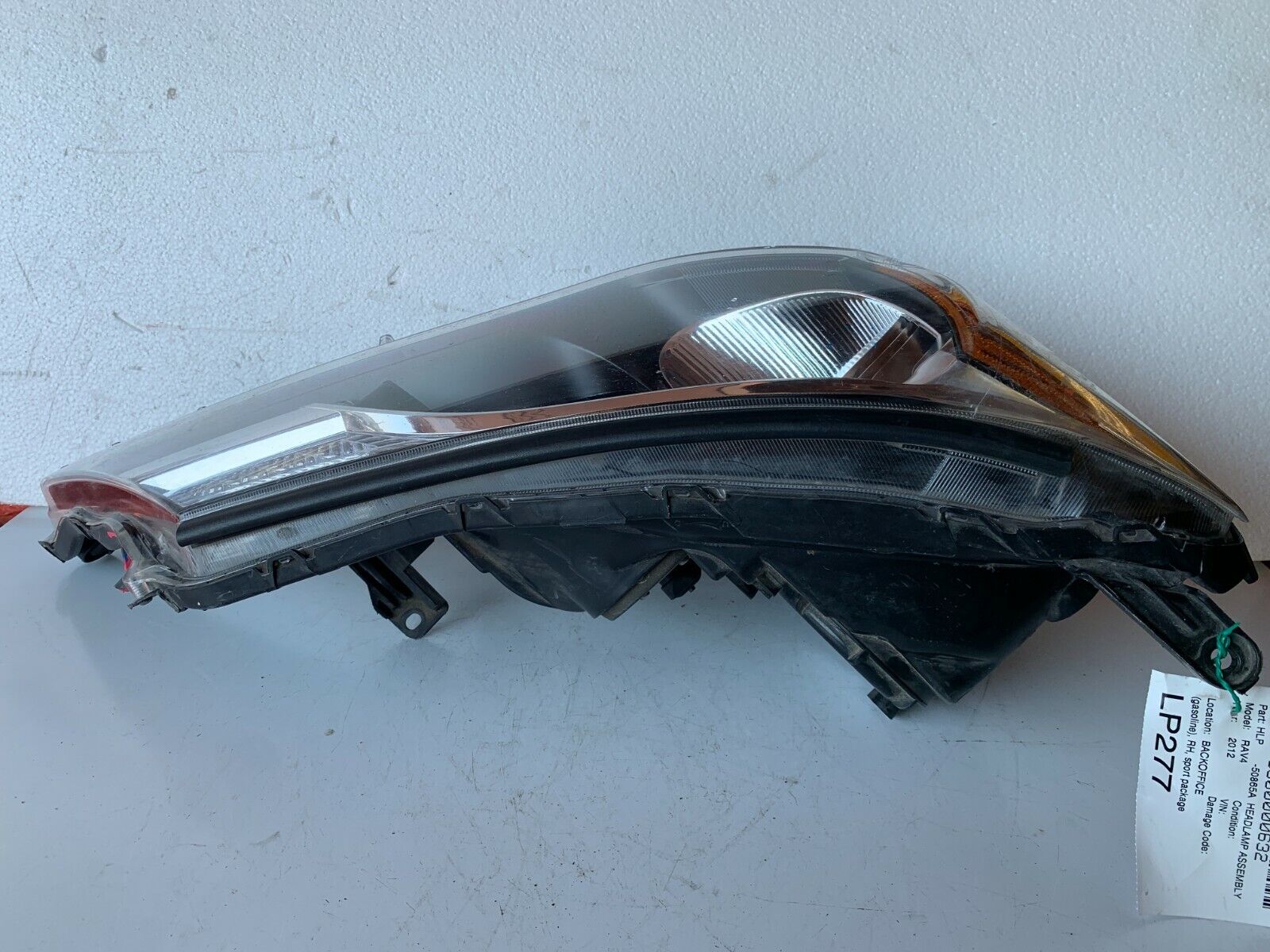 Headlight For 2013-2015 Toyota RAV4 2014 Right Passenger Side RH