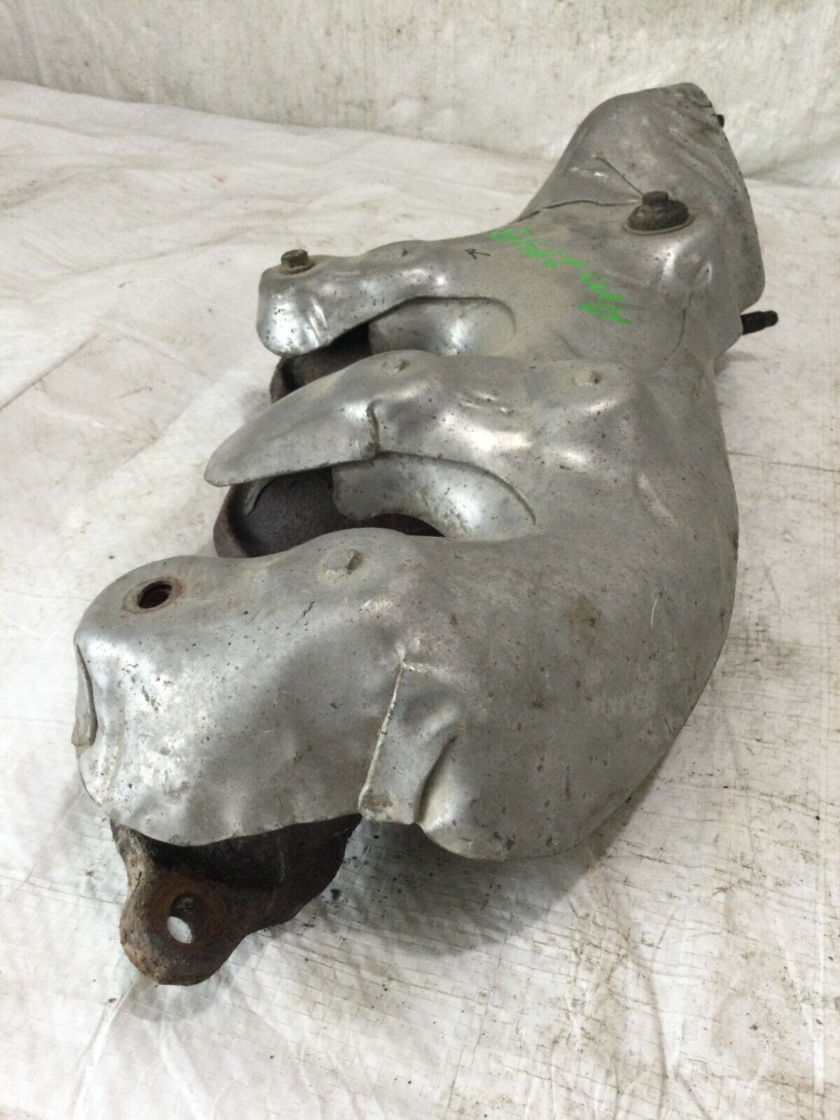 2019 Chevrolet Silverado 1500  Right Side Exhaust Manifold OEM