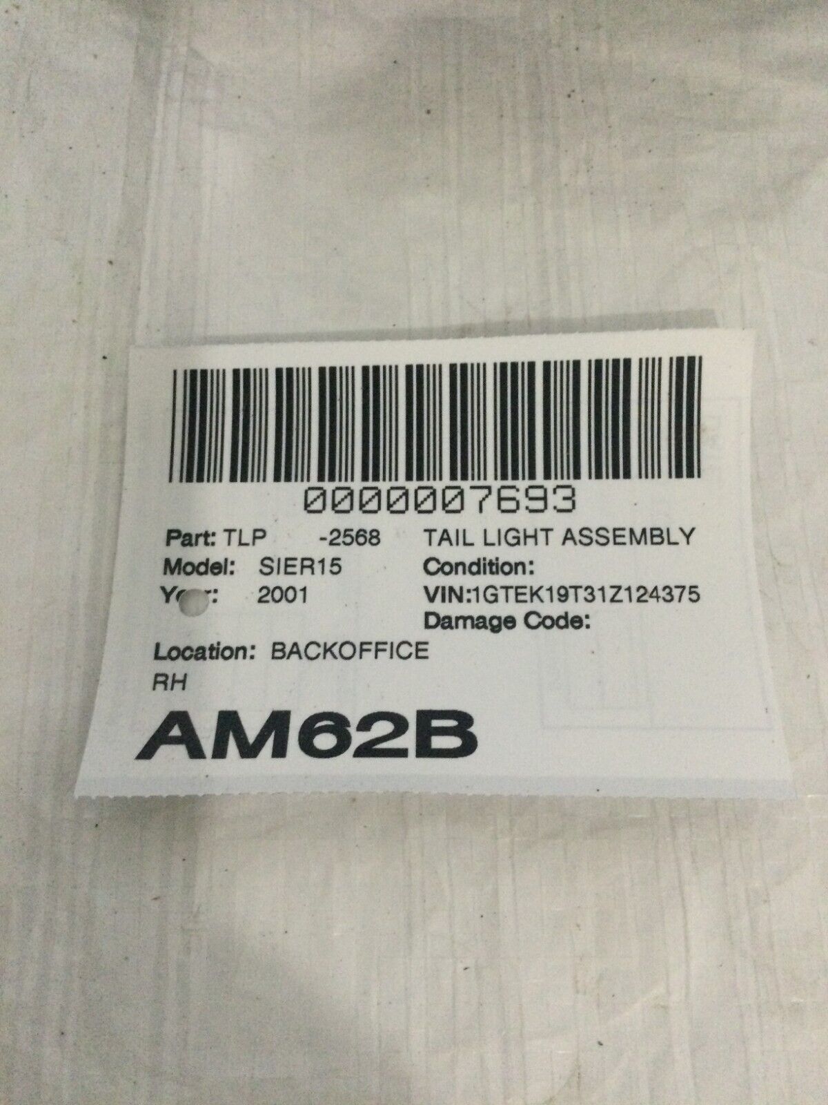 2001 GMC Sierra 1500 Tail Light Right Passenger Side RH OEM