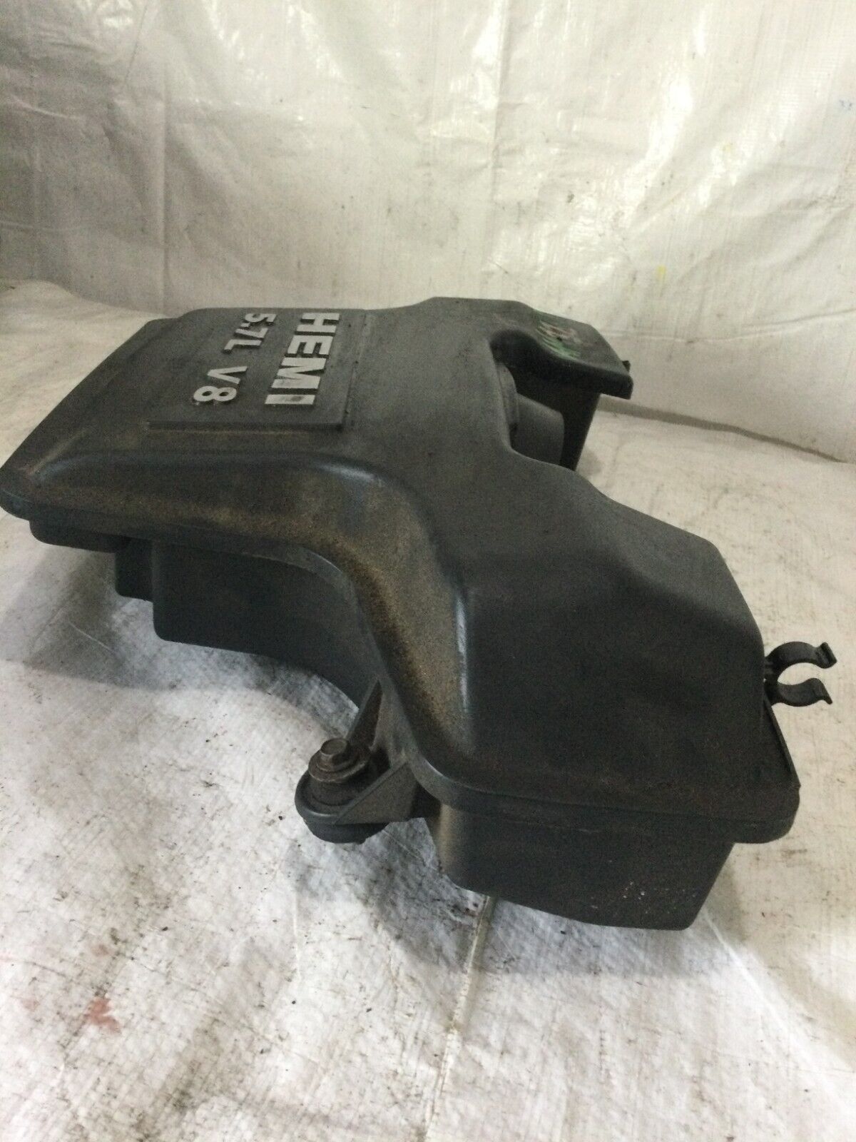 2007 Dodge Ram 1500 Air Cleaner Filter Box  5.7L  OEM