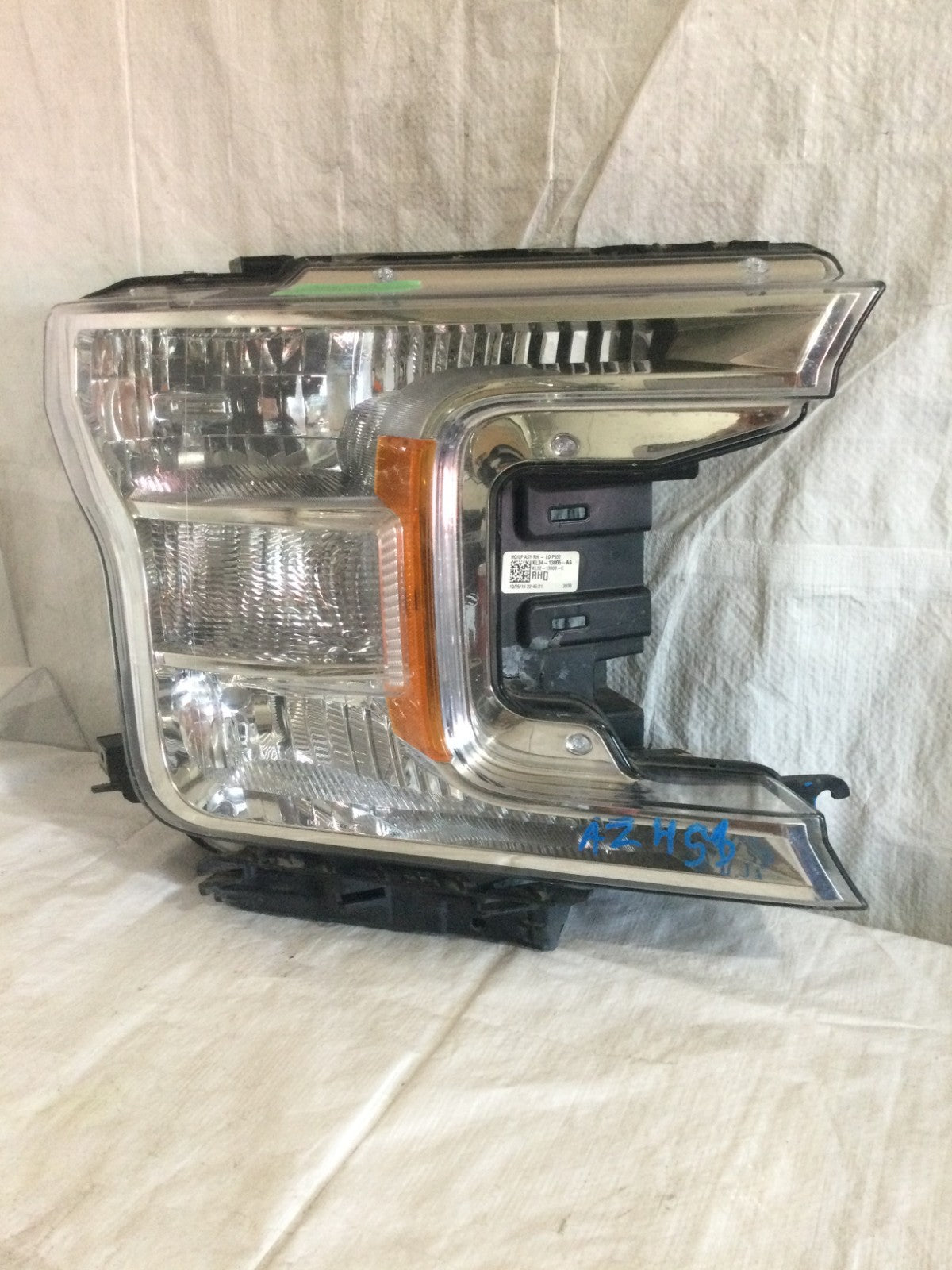 2018-2020 Ford F150 Passenger Right Headlight OEM KL34-13005-AA MARKED DAMAGE