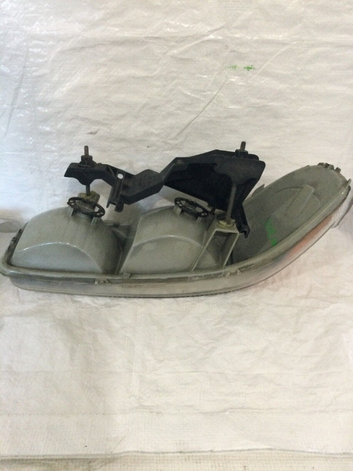 2007 GMC Sierra 1500 Classic Style Headlight Right Passenger Side OEM RH