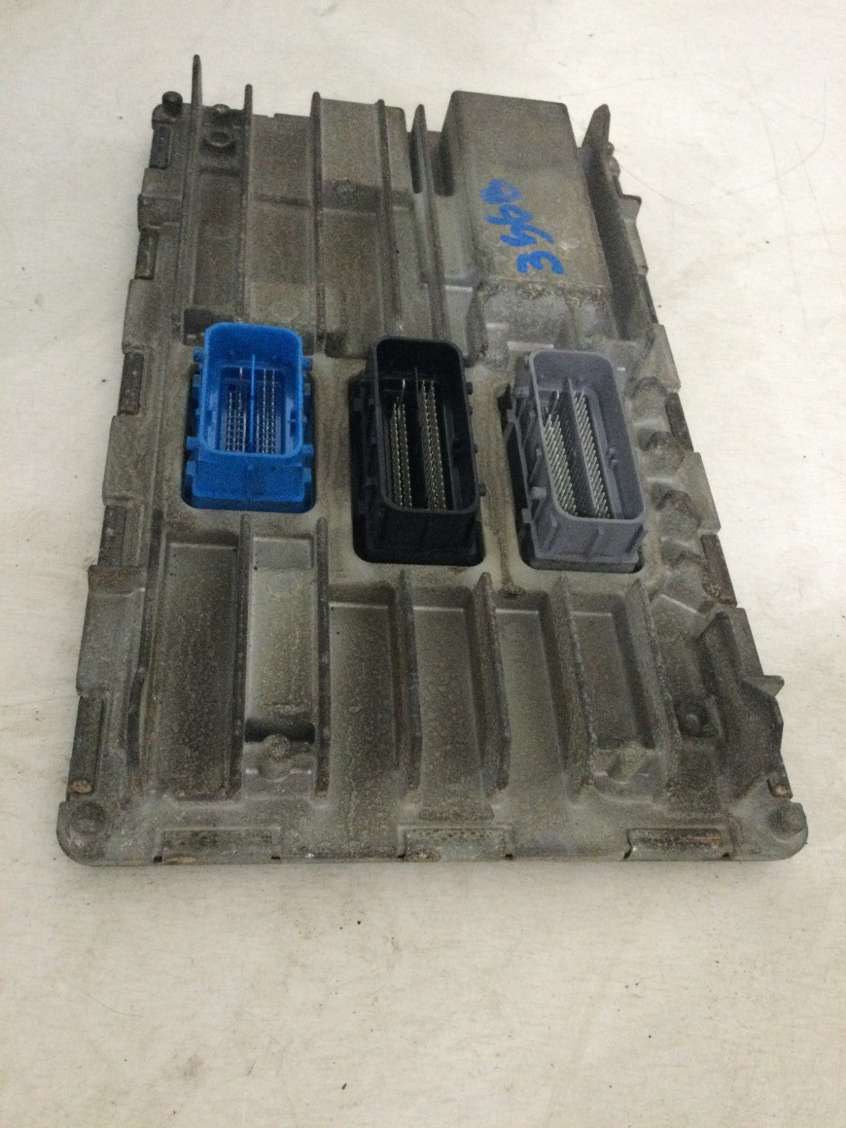 2023 GMC Sierra 2500 6.6L Gasoline Engine Control Module ECM OEM 12728246