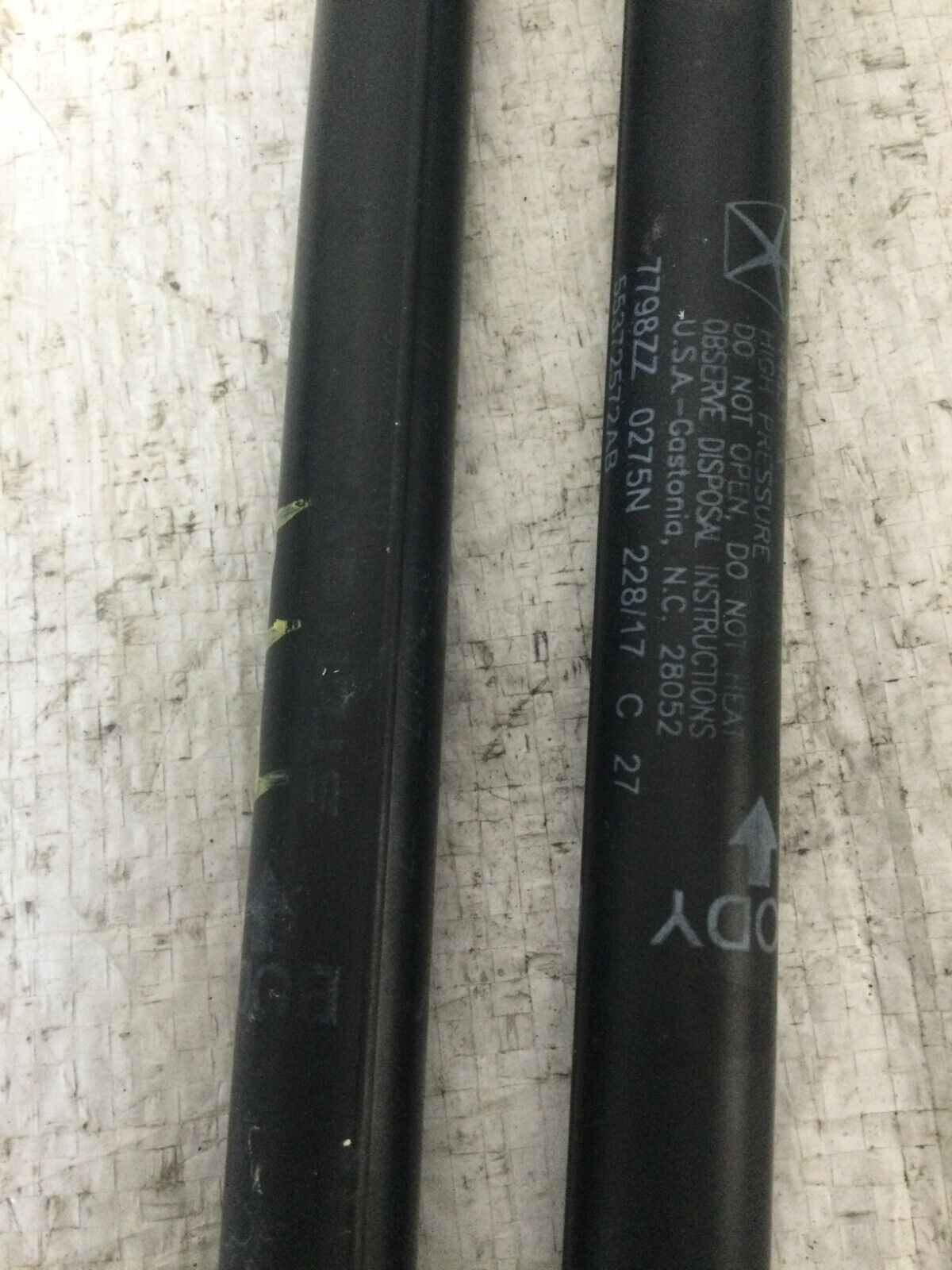2018 Dodge Ram 1500 Hatch Support Strut Set OEM