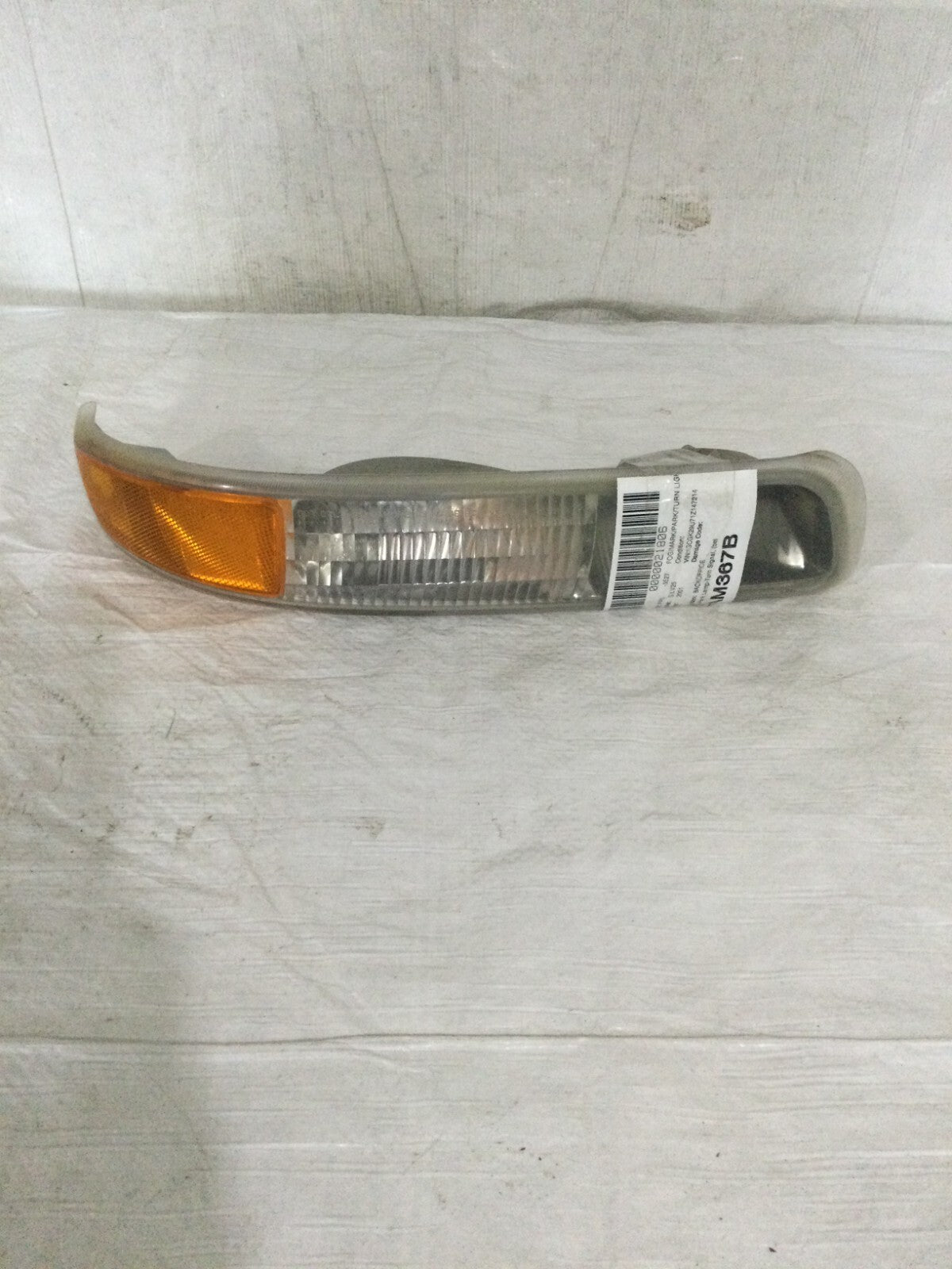 2001 Chevrolet Silverado 2500 Passenger Right Marker/Park/Turn Signal Light OEM