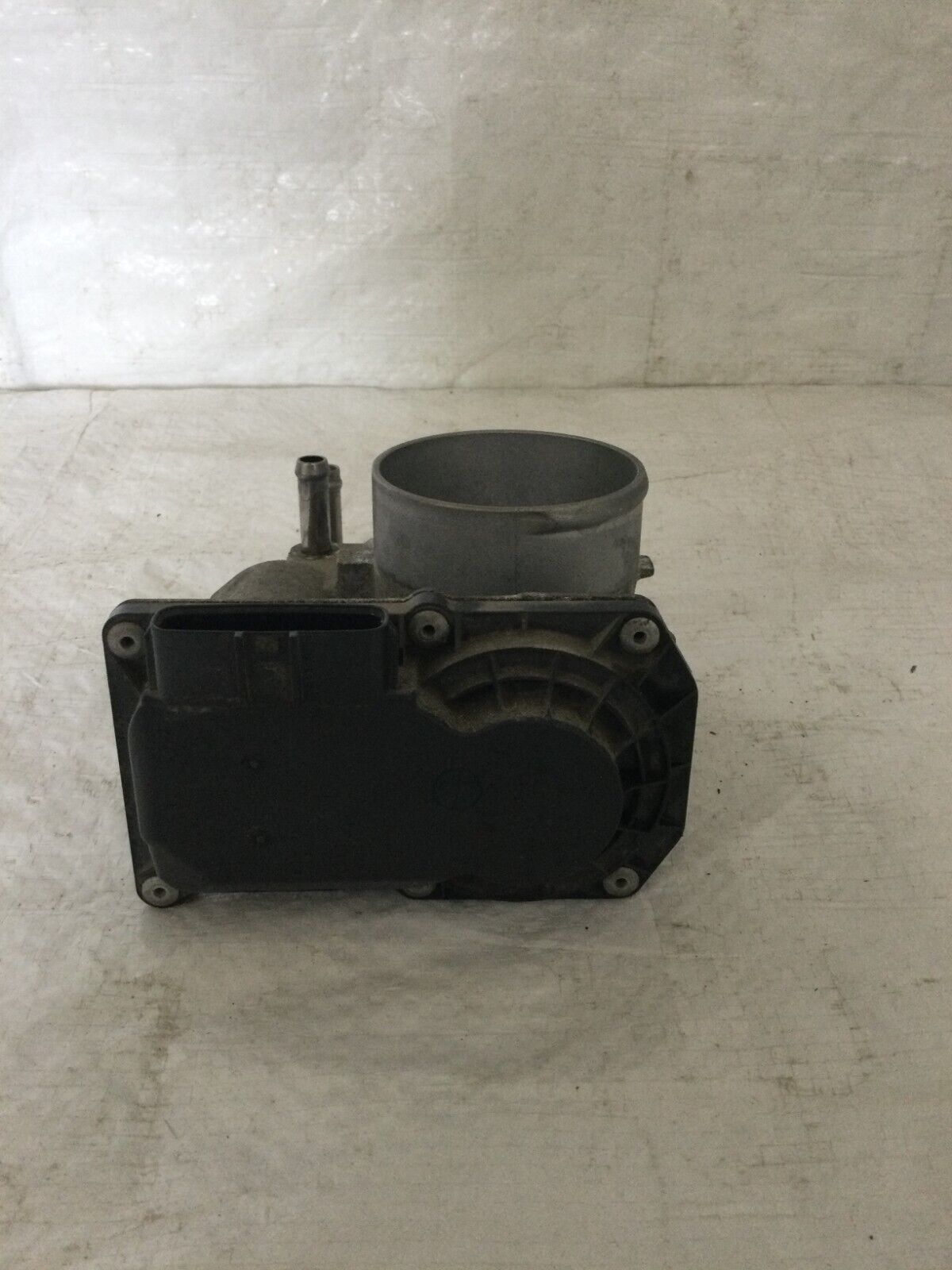 2016 Toyota Camry Throttle Body Valve Assembly 22030-36020 OEM 2.5L