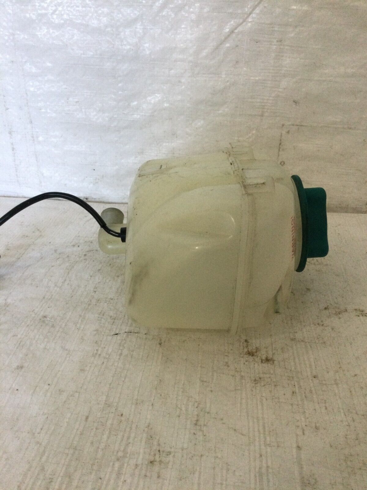 2004 Volvo S60 Coolant Reservoir Radiator Tank OEM