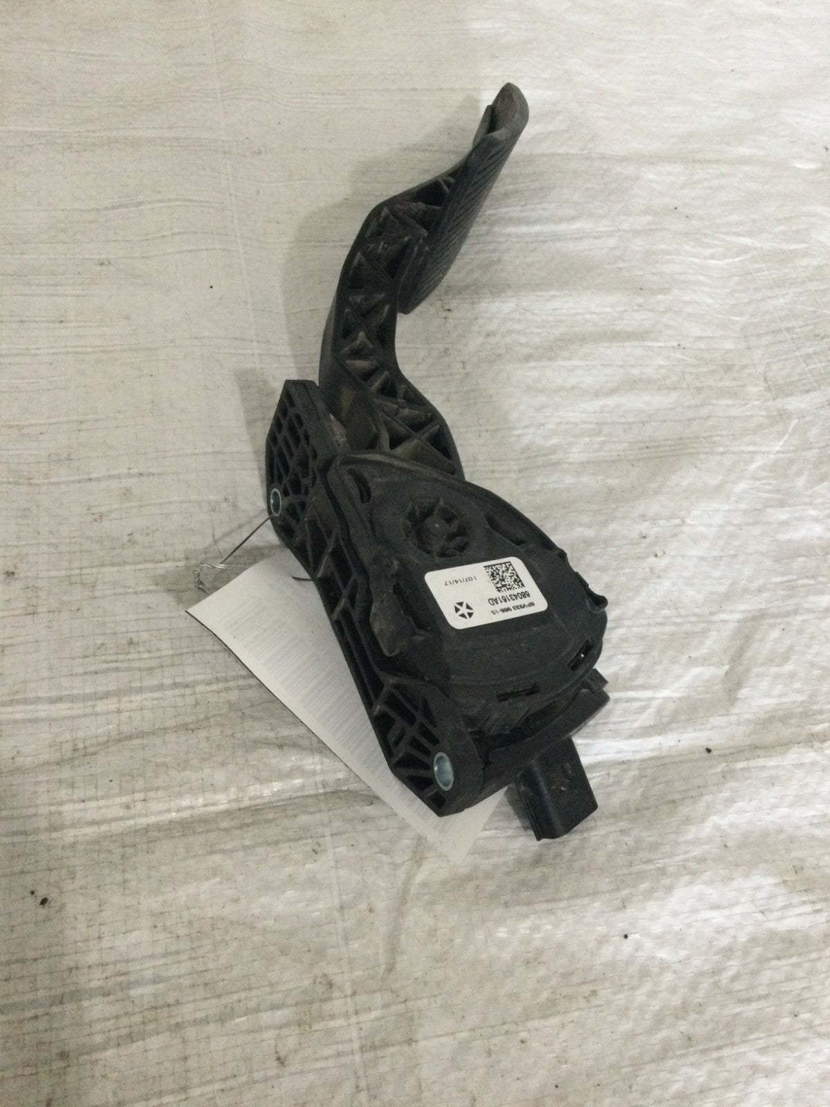 2017 Dodge Ram 3500 Accelerator Gas Pedal OEM 68043161AD