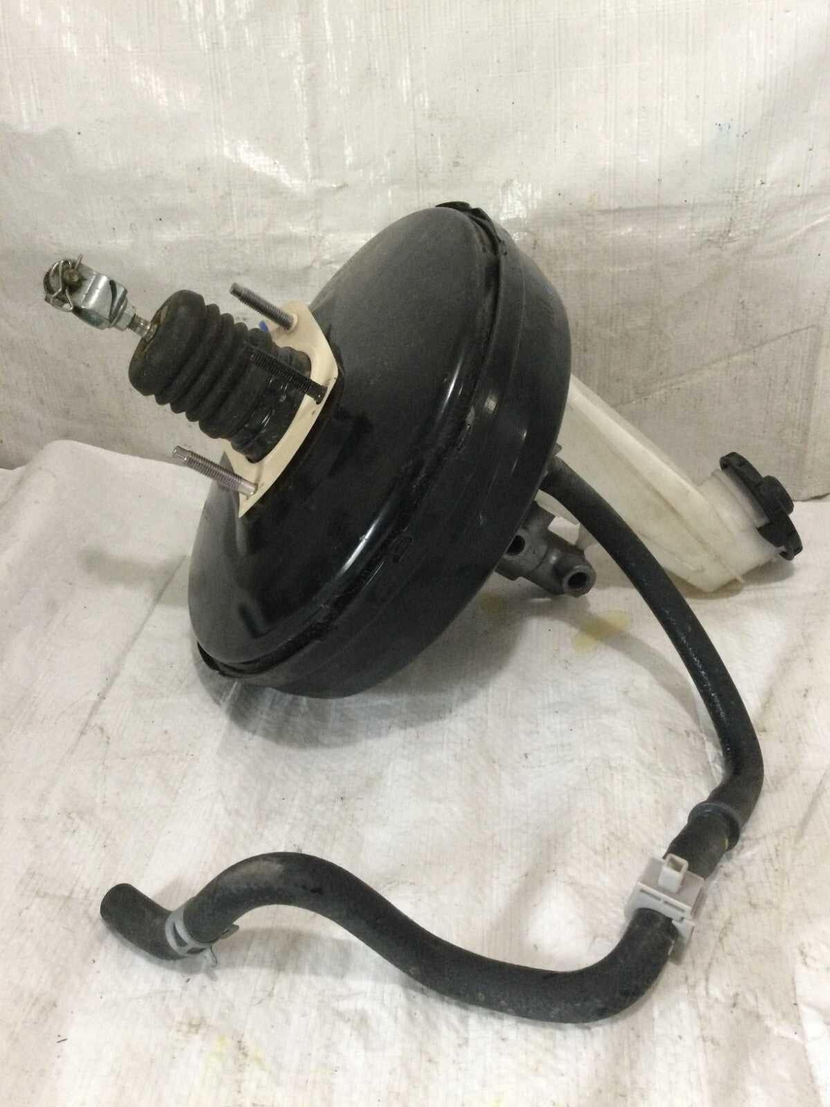 2017 Honda Civic Power Brake Booster W/ Reservoir OEM