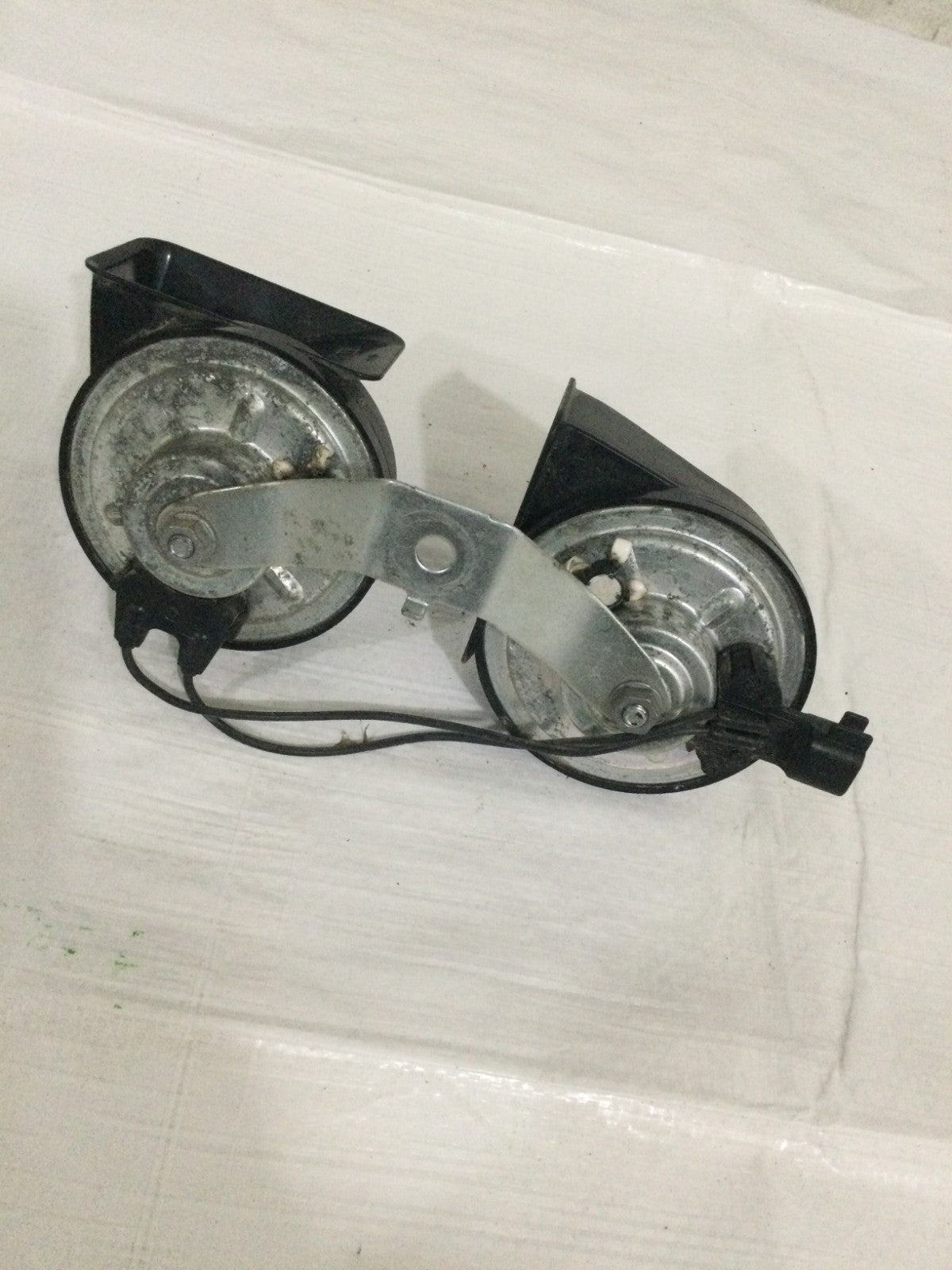 2021 Dodge Ram 3500 RH and LH Side Horn OEM