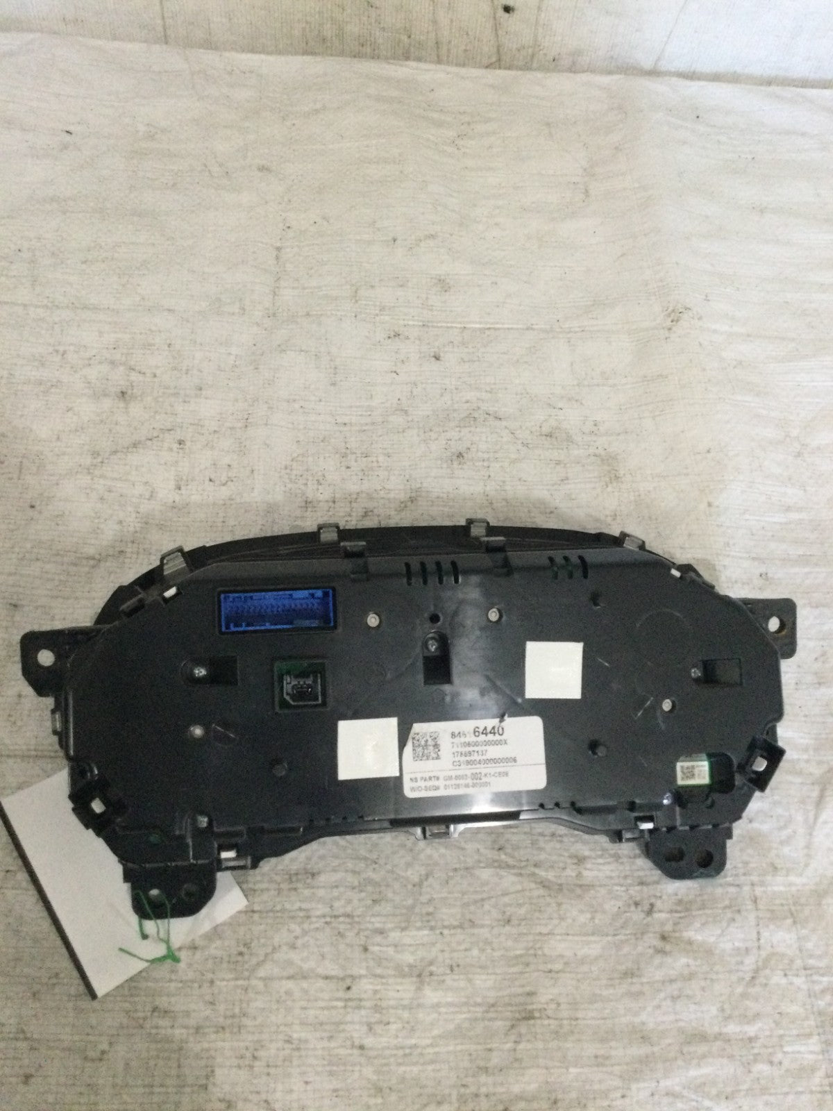 2019-2020 Chevrolet Blazer Speedometer Cluster OEM 84616440