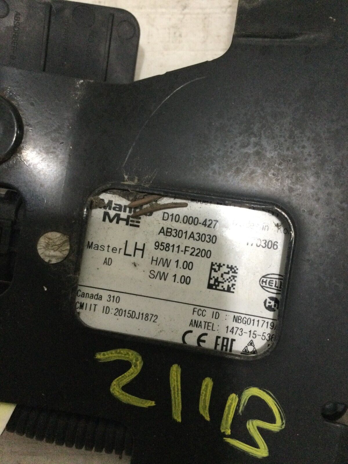 2017-2018 Hyundai Elantra LH Driver Side Blind Spot Lane Sensor 95811 F2200 OEM