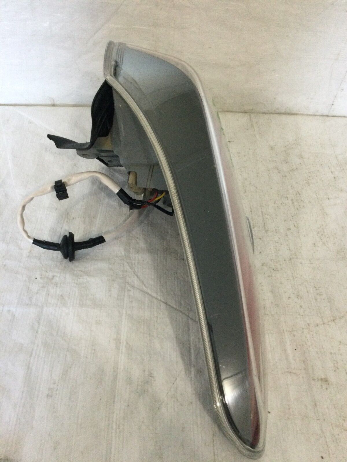 2017-2019 Toyota Highlander OEM Left Drivers LH Side LED Tail Light Lamp
