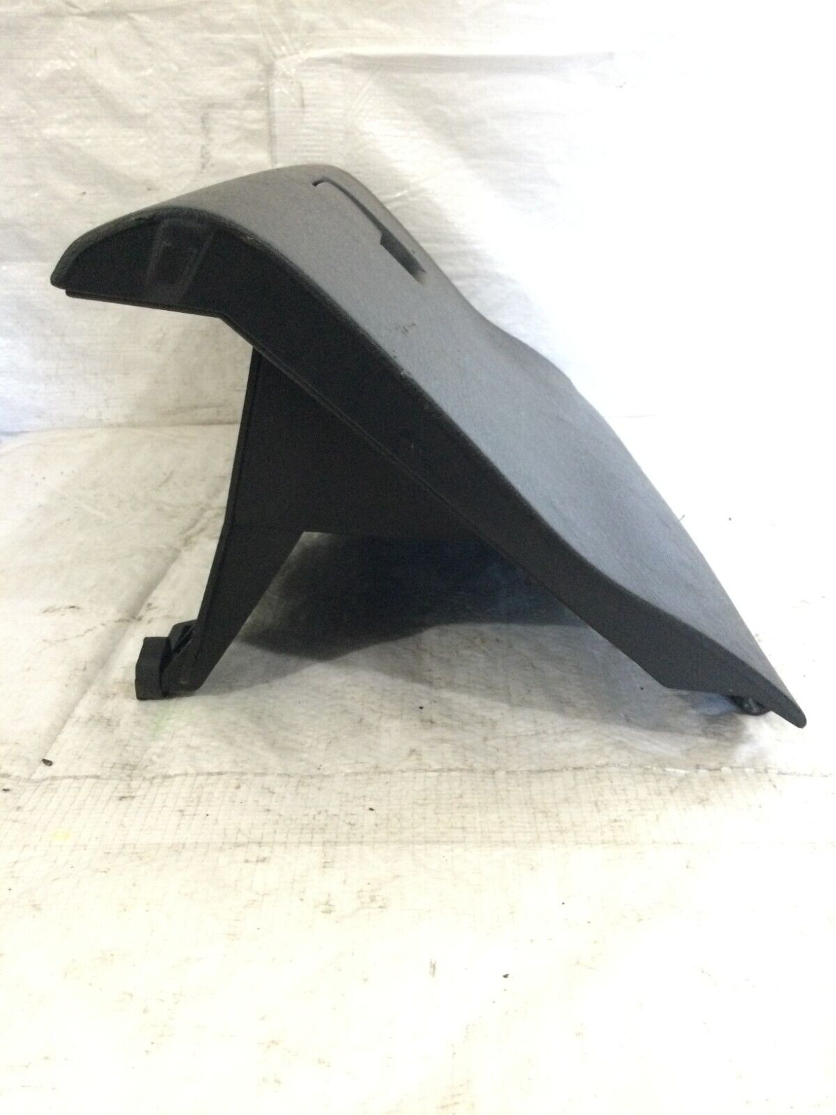 2002 2003 2004 2005 Dodge Ram 1500 Glove Box Assembly 5GT18TRM OEM