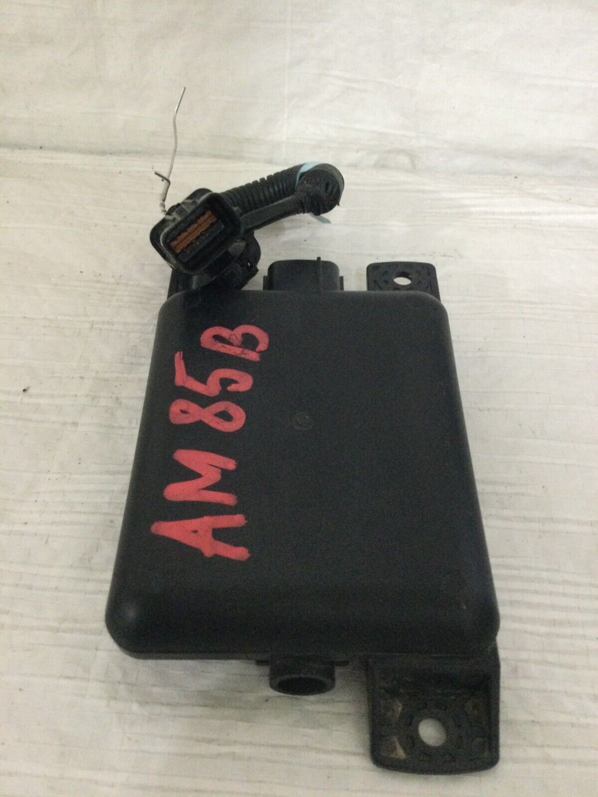 2018 Hyundai Elantra Sedan Passenger RH Quarter Mounted Obstacle Sensor OEM