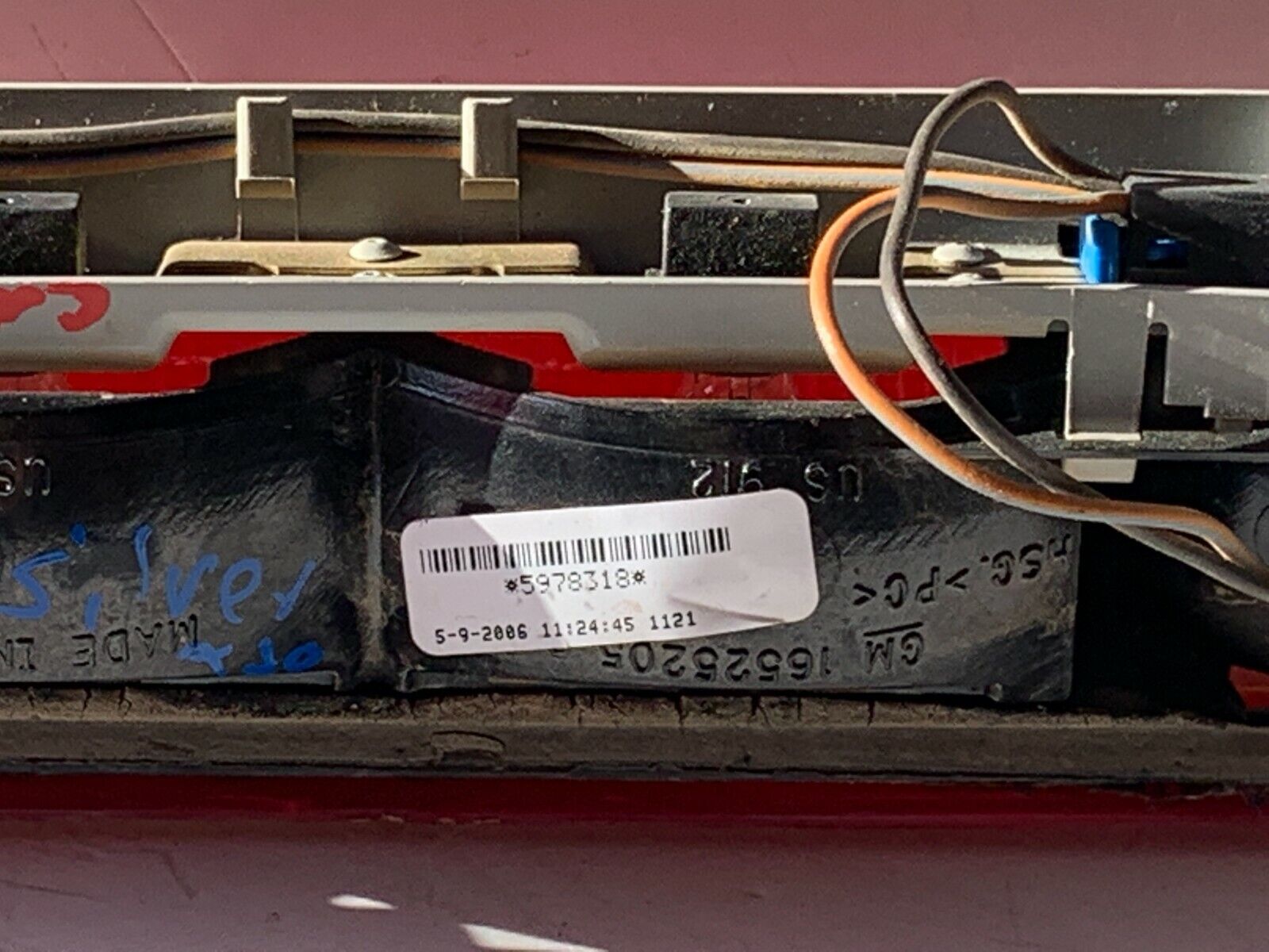 2003-2006 Chevy Silverado 1500 Third Brake 3rd Brake Light 16525205 OEM