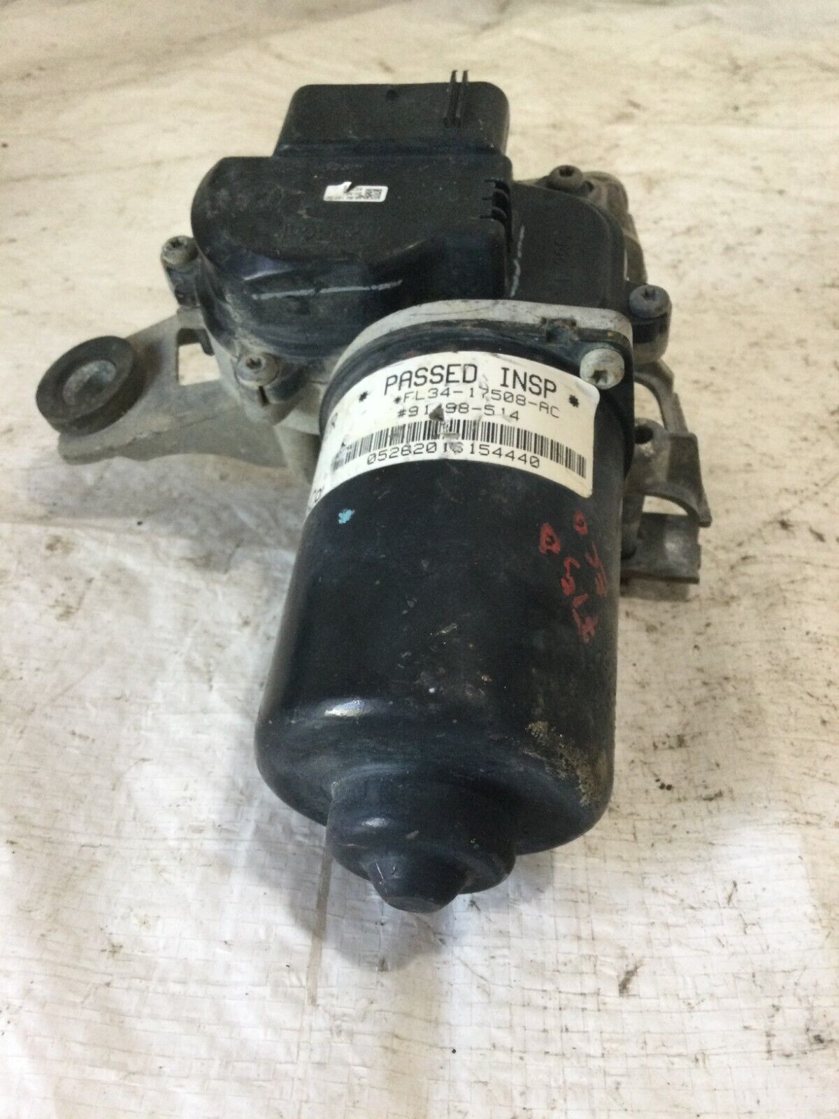 2017 Ford F-150 Front Windshield Wiper Motor  FL34-17508-AC OEM