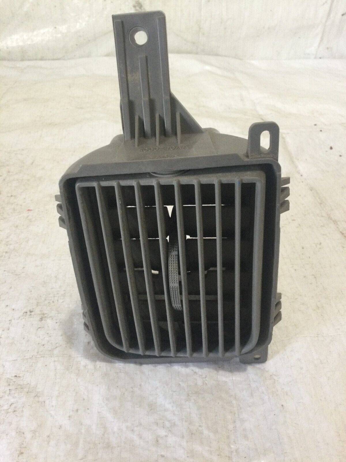 2003 Dodge Ram 2500 Right Dash Vent 1000Z71AA OEM